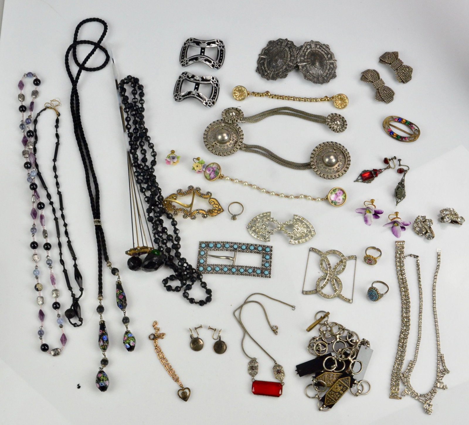 Victorian and Vintage Jewelry: Victorian and vintage jewelry C/O; (2) pairs of screw back non-pierced floral earrings, (1) corded 15" long neckalce with a glass bead tassle that drops down an additional 8" (4) sweater/dress clips, 