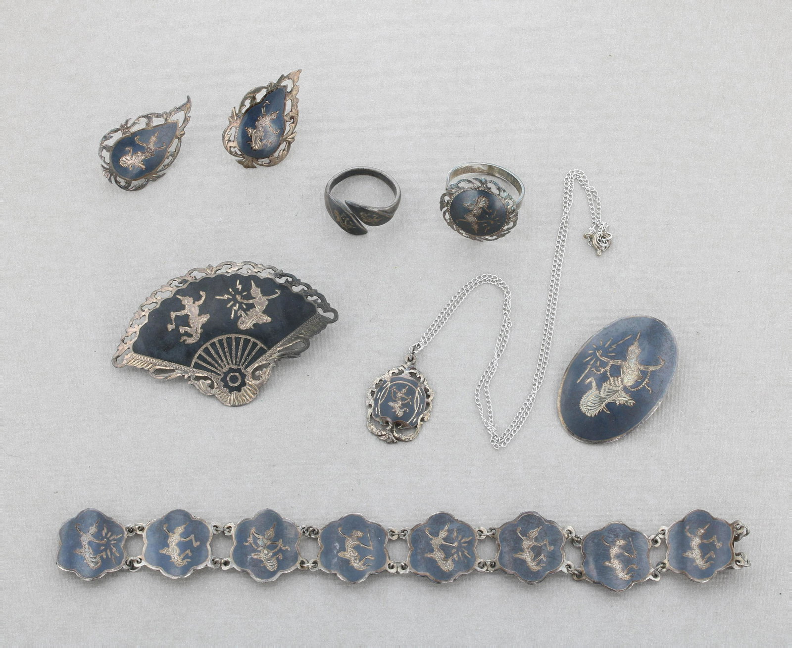 Siam Sterling Silver Neillo Jewelry Suite (1 of 2)