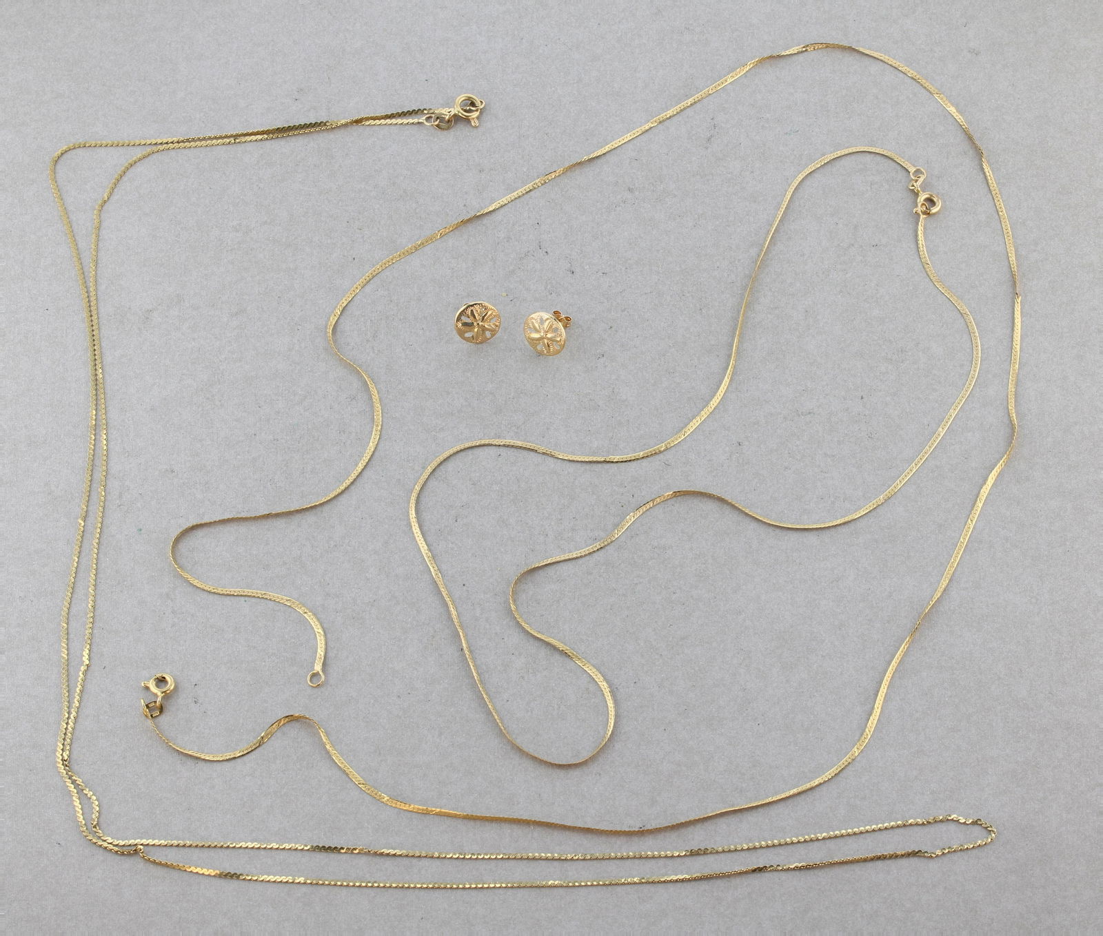 (4) 14K Gold Herringbone Chains and Earrings (1 of 1)