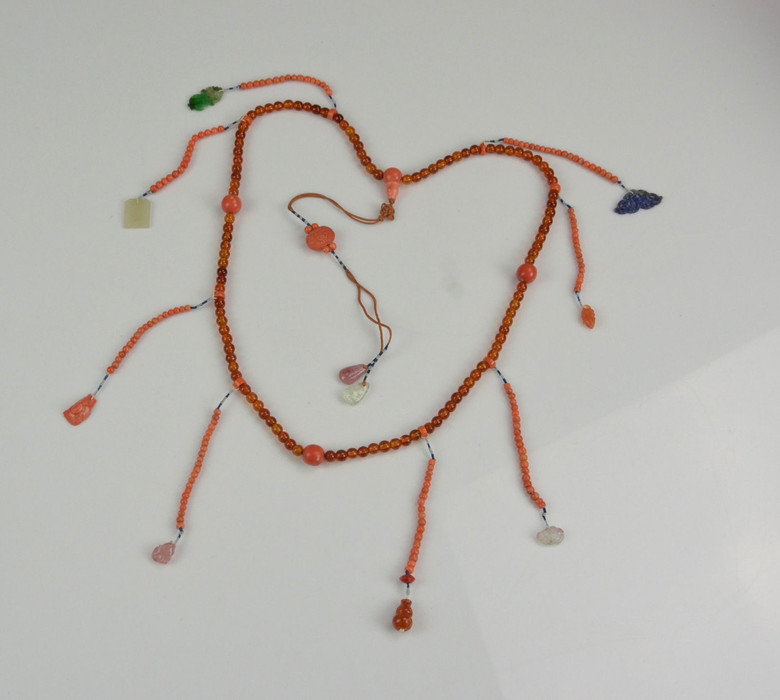 An Amber and Jadiete Chao Zhu Court Necklace (1 of 1)