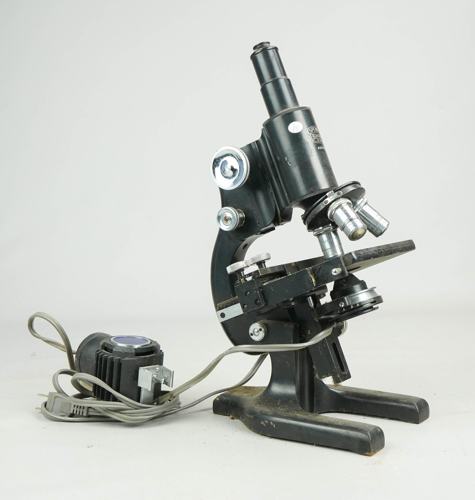 Spencer Buffalo USA Microscope: Spencer Buffalo USA microscope, serial number 464157, c 1962, triple nosepiece, 13-1/4" h