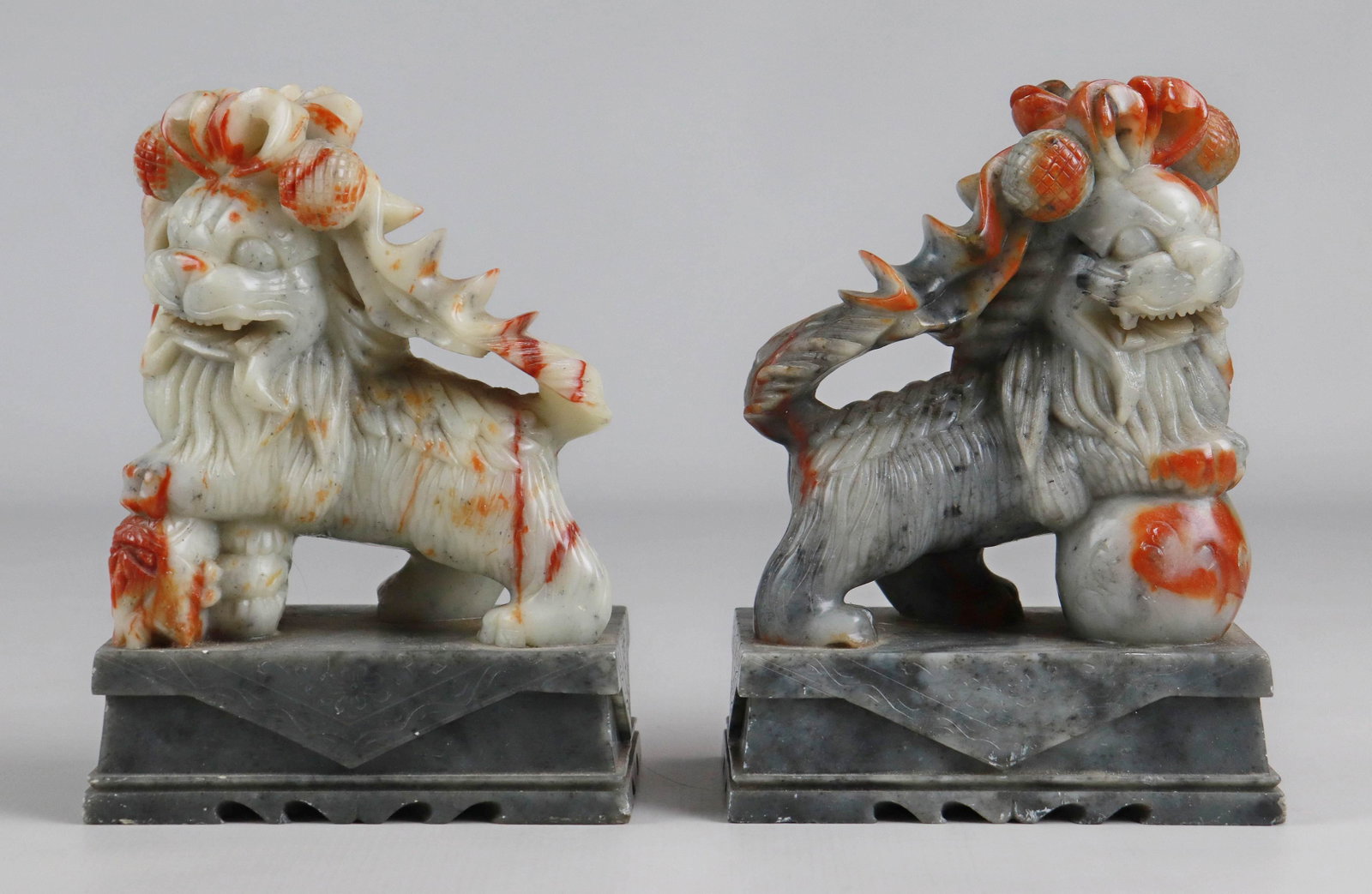 Pair of Chinese carved Shoushan Stone Foo Lions: Pair of Chinese carved Shoushan stone foo lions, 8" h