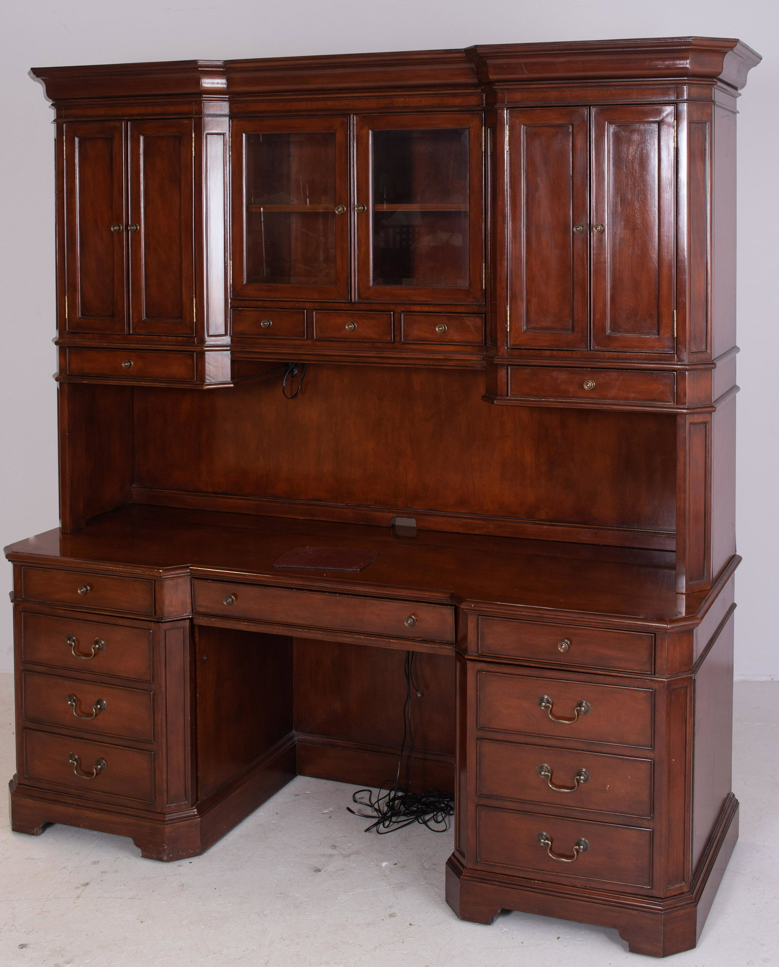 Sligh Georgian style two part executive bookcase: Sligh Mahogany Georgian style two part executive bookcase/credenza, sly model 3010-1-KE 77" w, 83" h