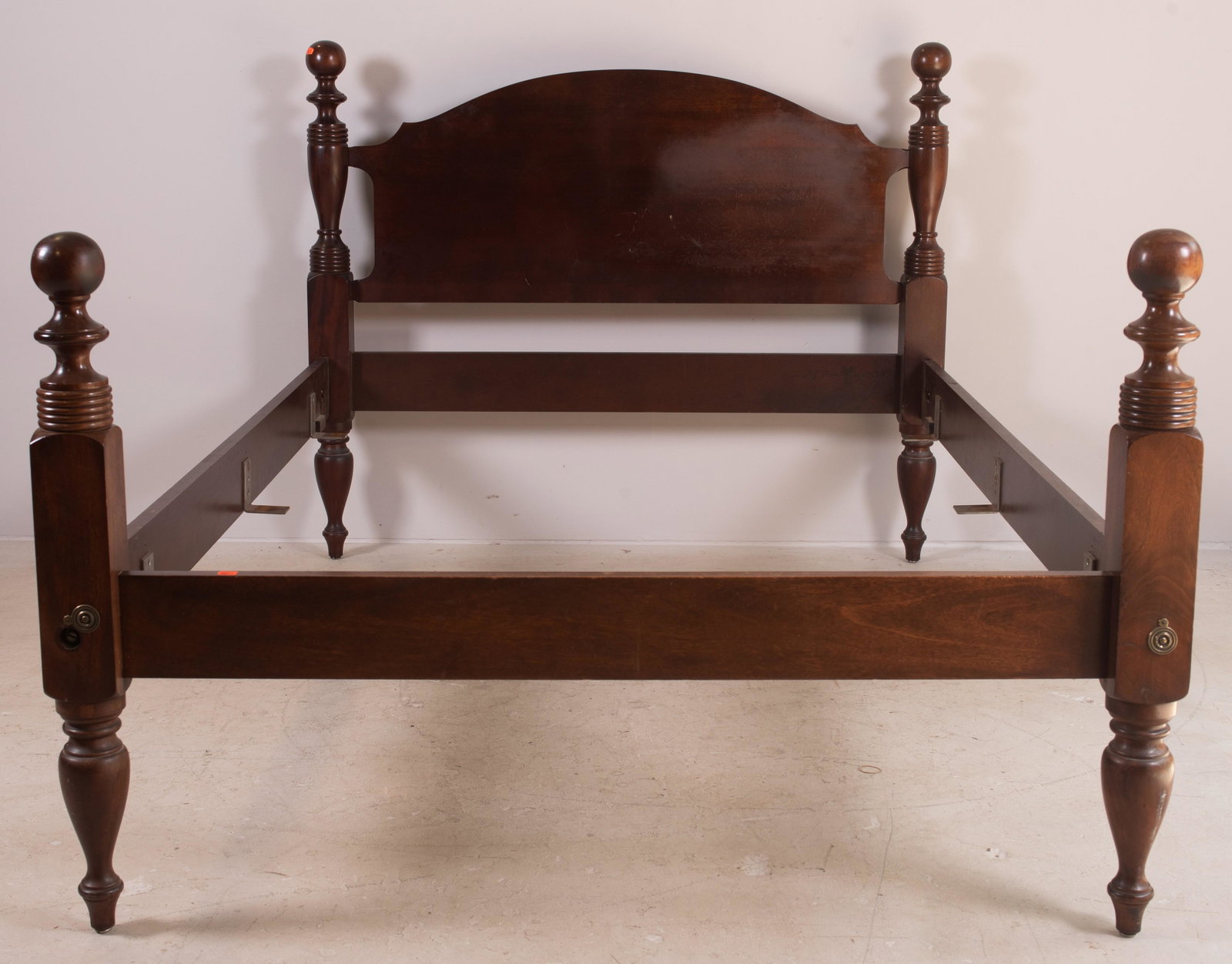 Mahogany Cannonball Double Bed: Mahogany cannonball double bed, 48" h