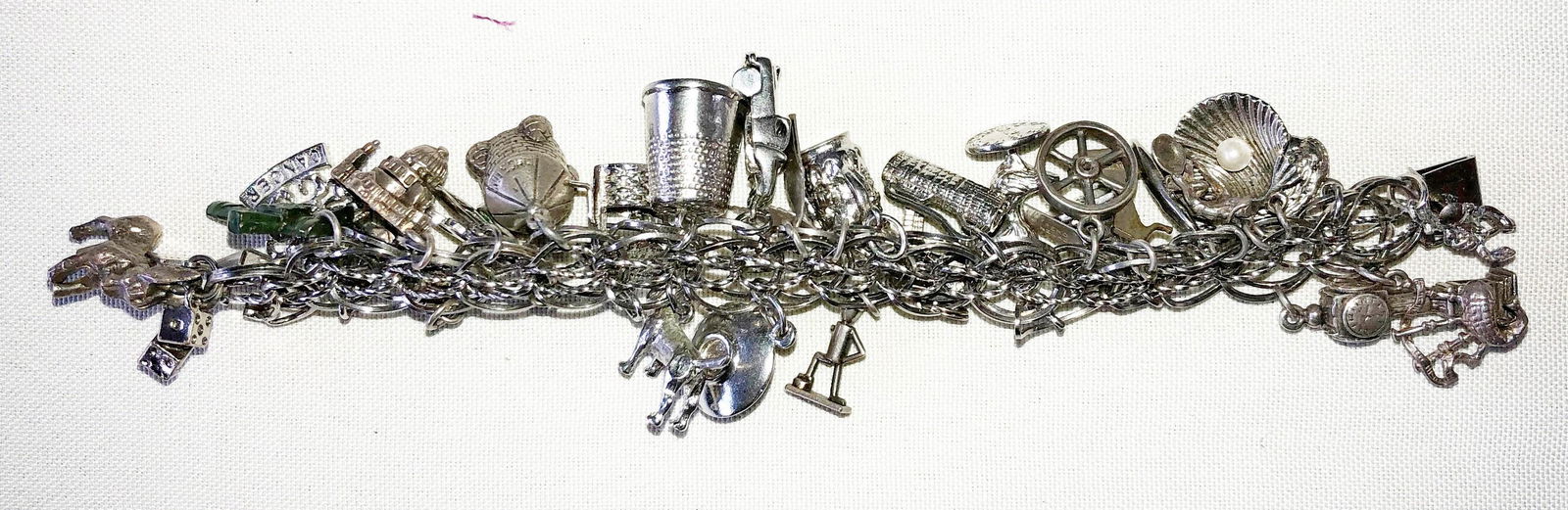 Sterling Silver Charm Bracelet, 30 charms, 3.14: Sterling Silver Charm Bracelet, 30 charms, 3.14 TO