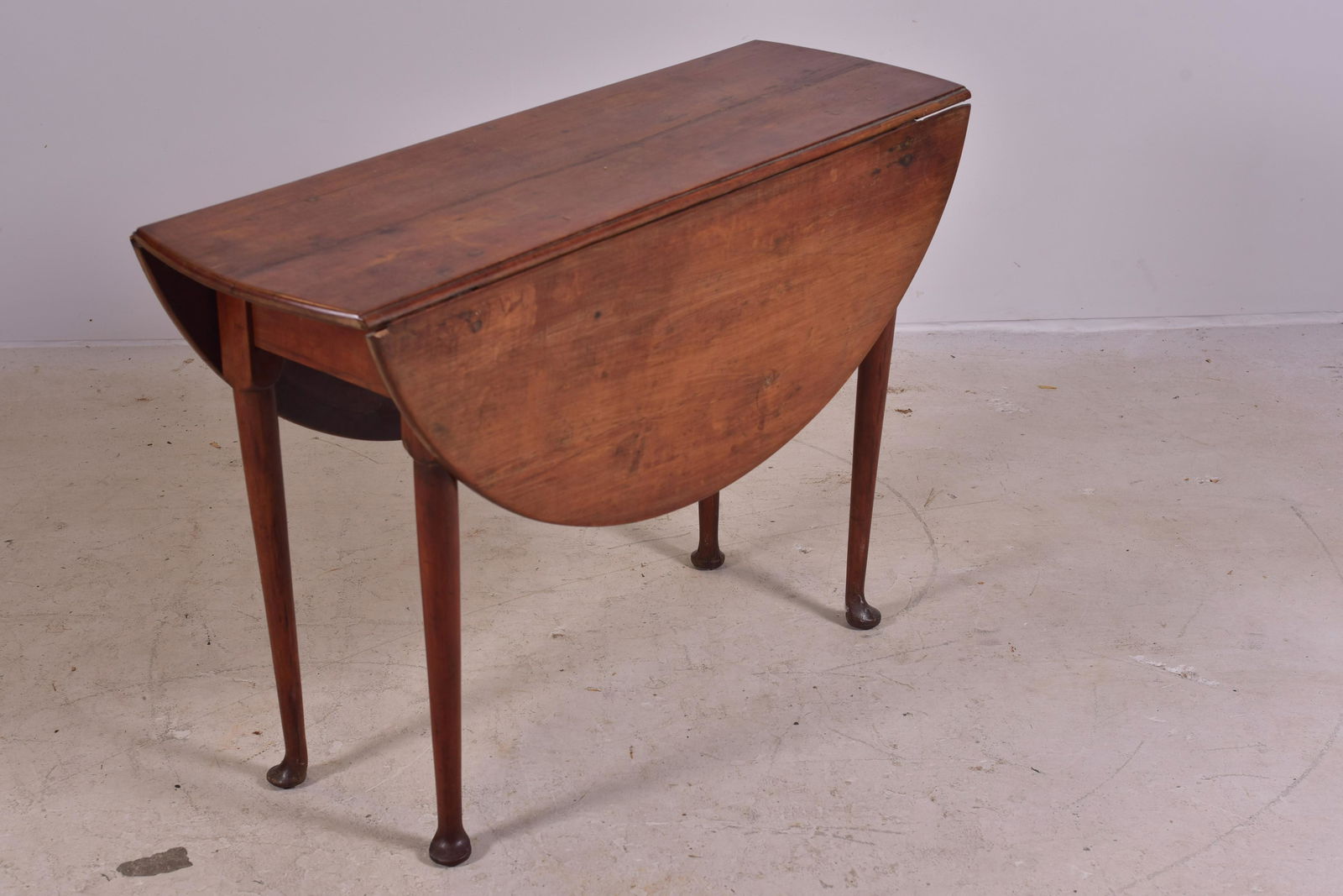 Maple QA Drop Leaf Table: Maple QA Drop Leaf Table, round leaves, 41 1/2" l, 13 1/4" w, 14" inch leaves, 28" h