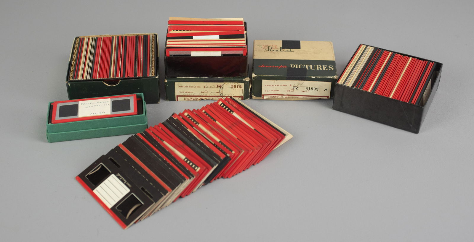 150+ Stereo Realist Slides: Large group of mounted slides shot with Stereo Realist "3D" Camera. Mostly featuring vacation scenes and event portraits from 1940's and 1950's