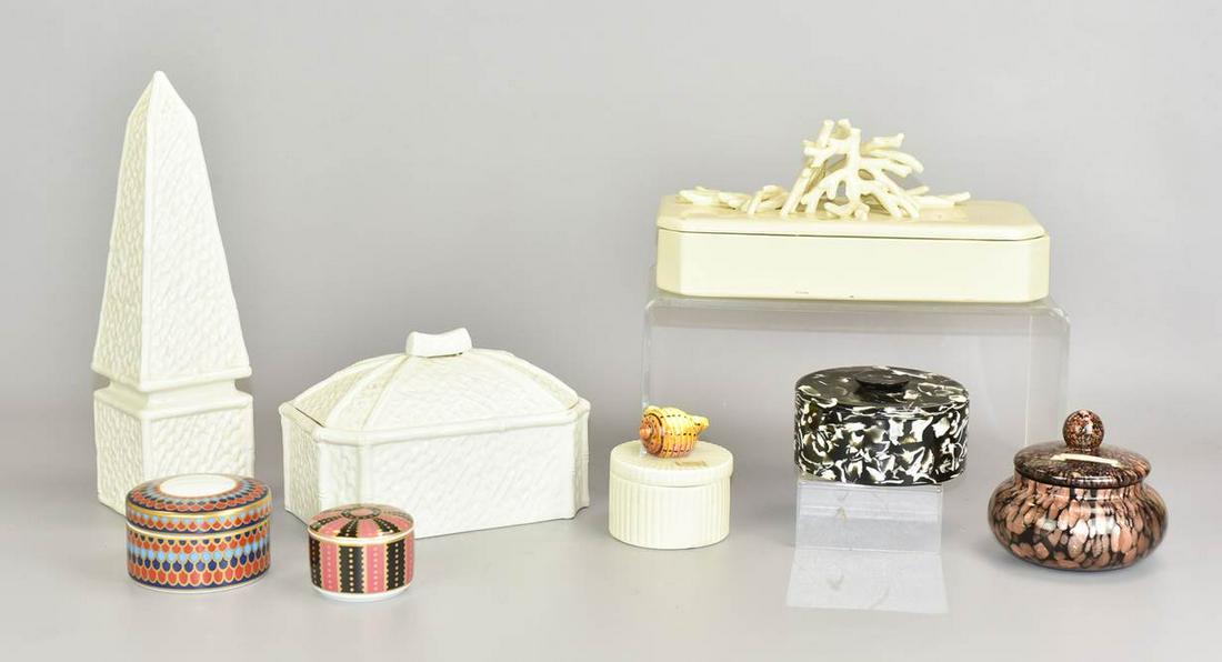 (7) Dresser Boxes: (7) Dresser boxes to include FF Japan shell topped trinket box, 3-1/2" diam, small chips to shell, Avventurina Murano Italian Glass lidded jar, 5" diam, marbled composite lidded jar, 5" diam, Raymor r