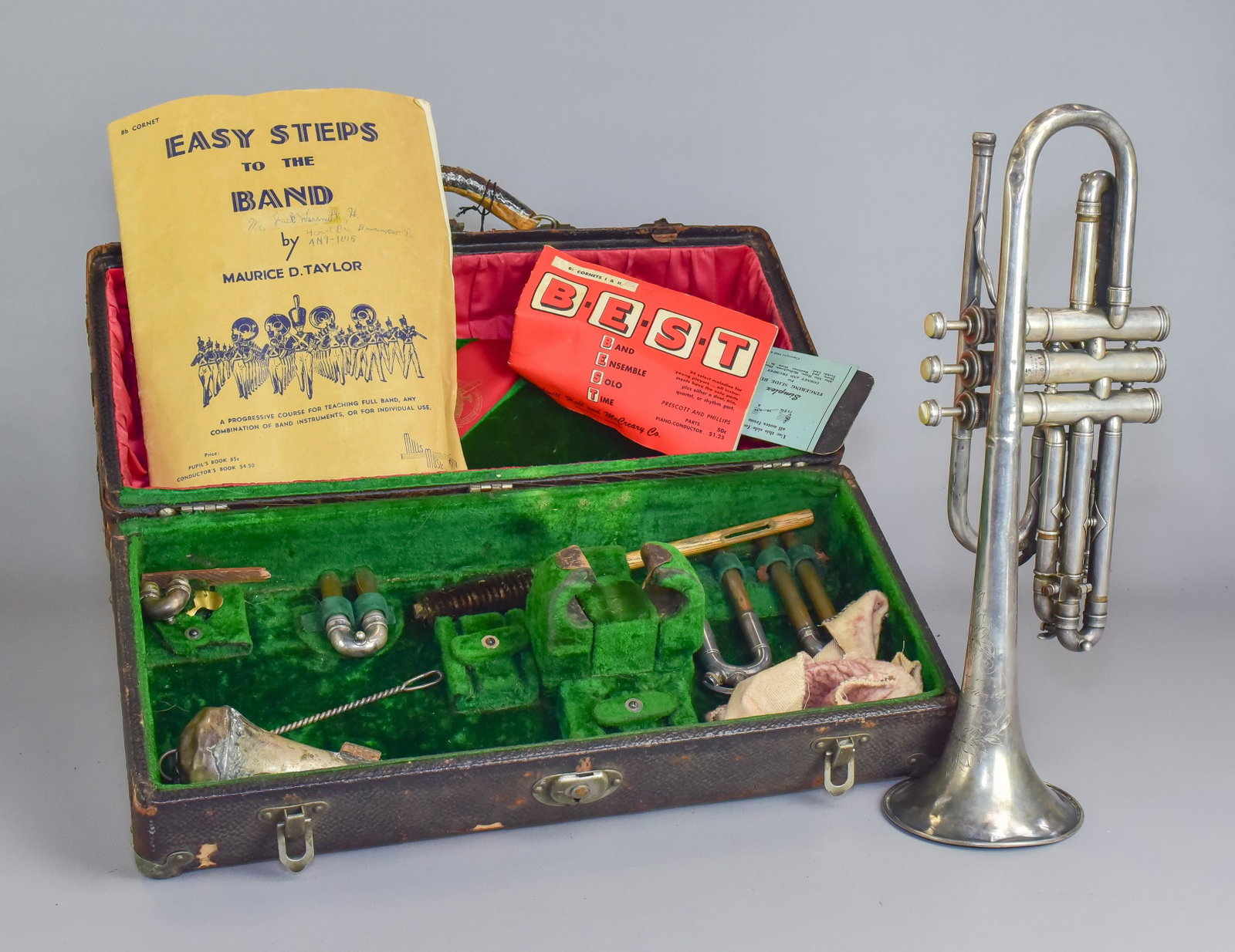 1914 Frank Holton Co Cornet: 1914 Frank Holton Co silver plate cornet, serial #29081, with additional tuning slides, case & mute, no mouthpiece, some dents