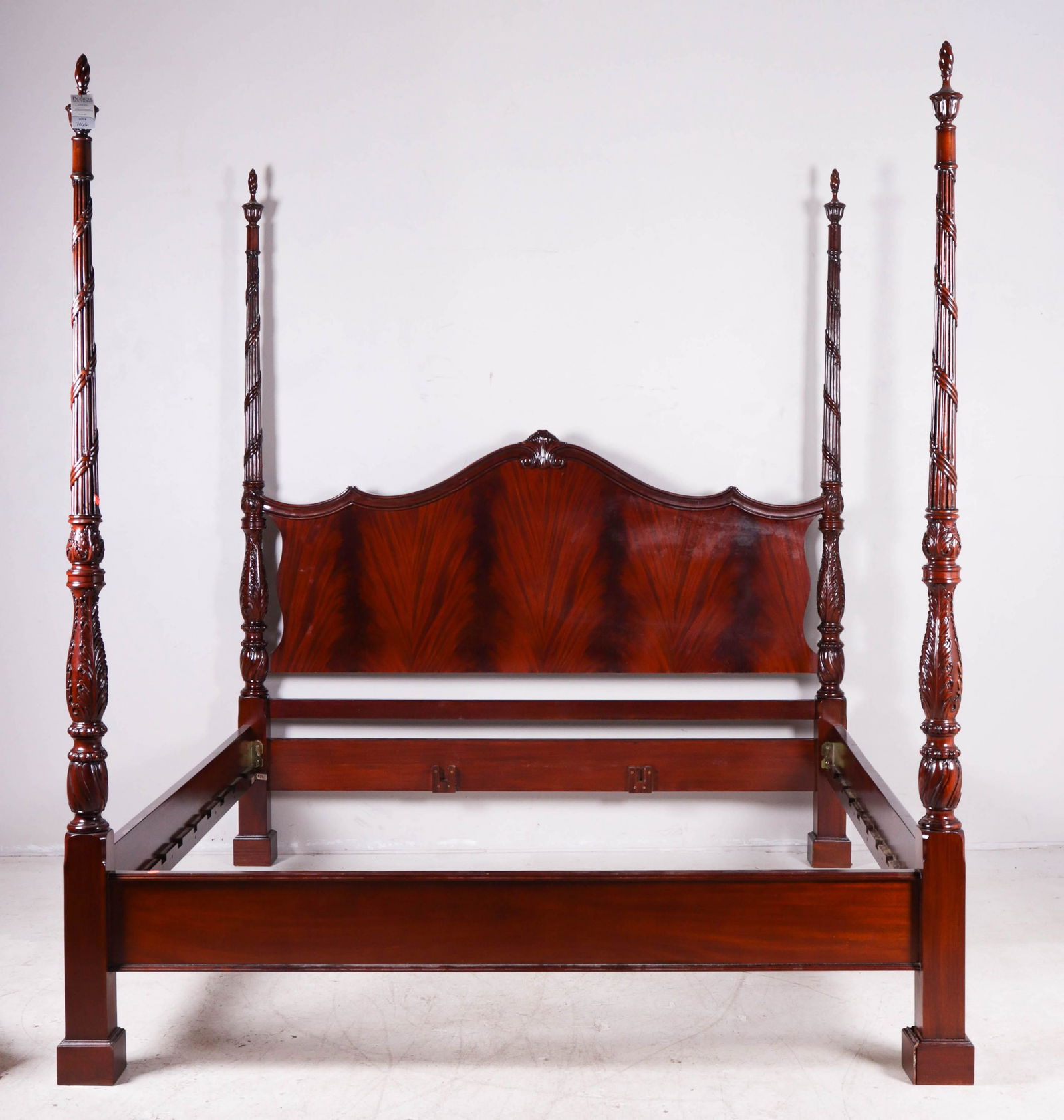 Sheraton style king size mahogany carved 4-poster bed (1 of 1)