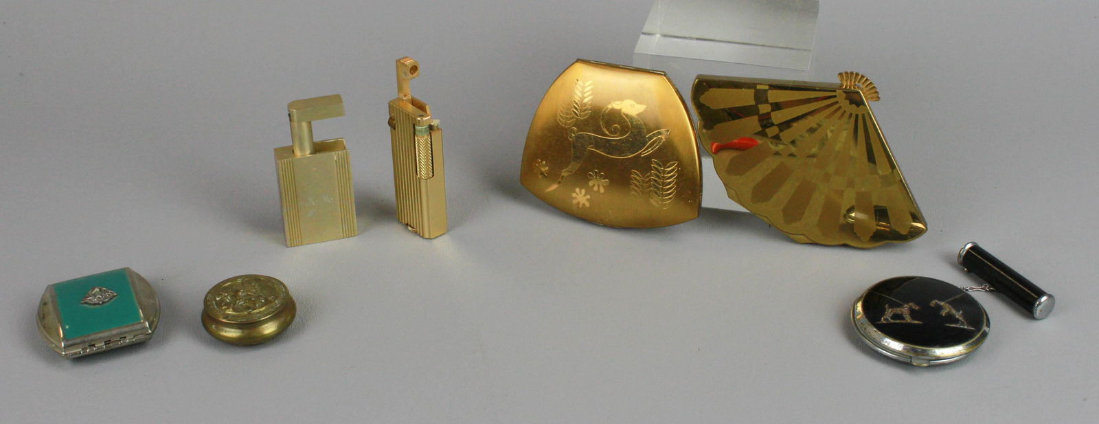 (7) Art Deco Compacts, Atomizer and Lighter (1 of 8)