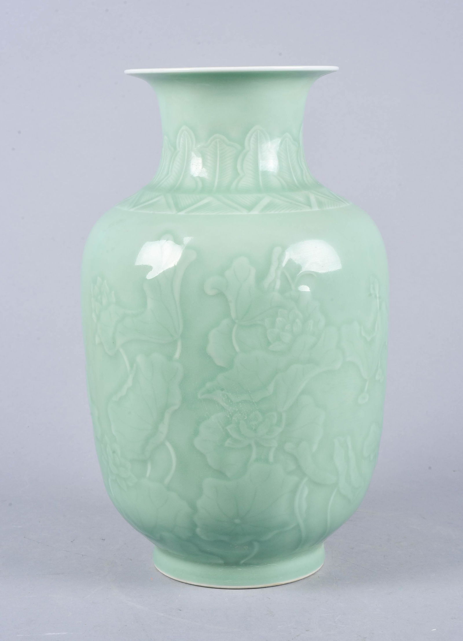 Chinese Porcelain Celadon Vase (1 of 4)