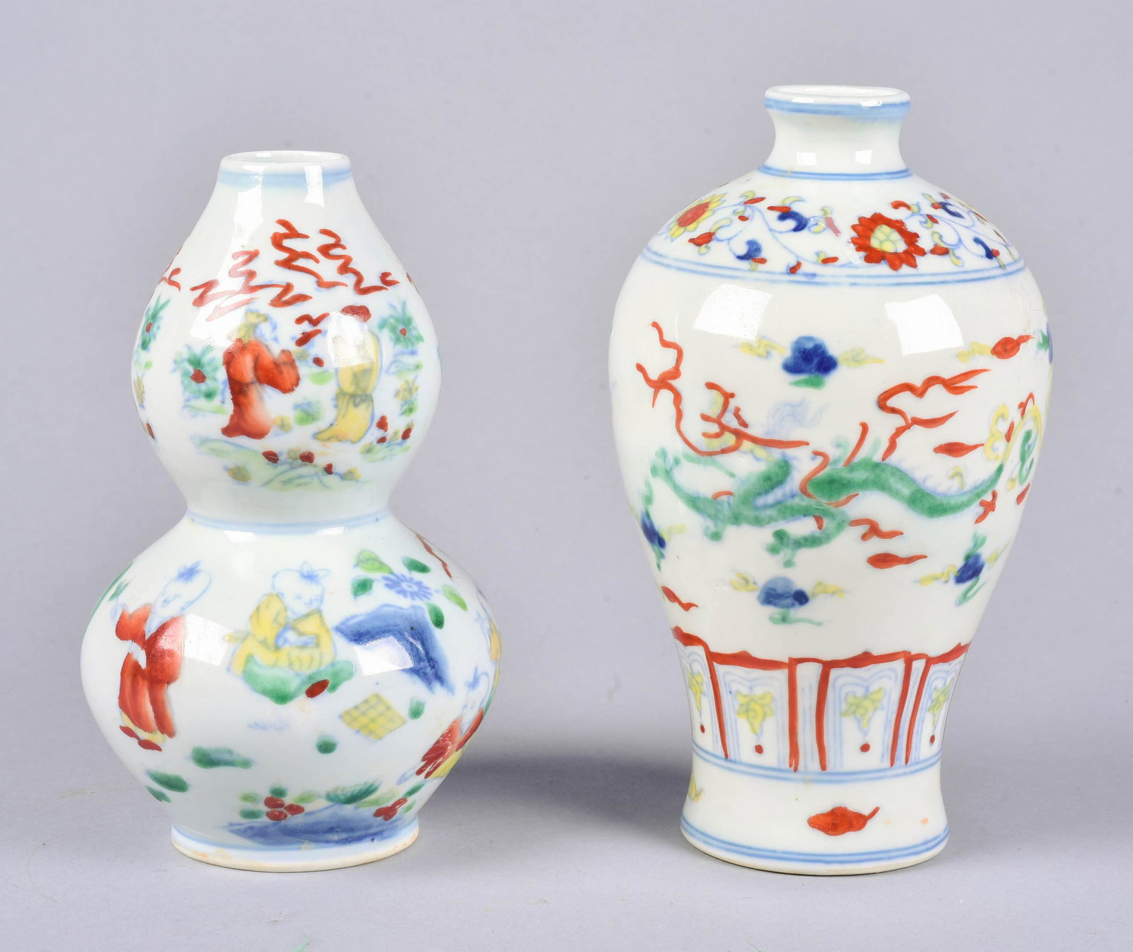 (2) Chinese Porcelain Vases: (2) Chinese porcelain vases, each with 6-character mark to base, c/o double gourd with figures in landscape (6-1/2" h), dragon decorated Meiping (7" h)