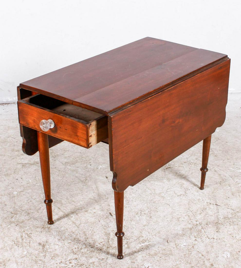 Mahogany American Sheraton breakfast table (1 of 6)