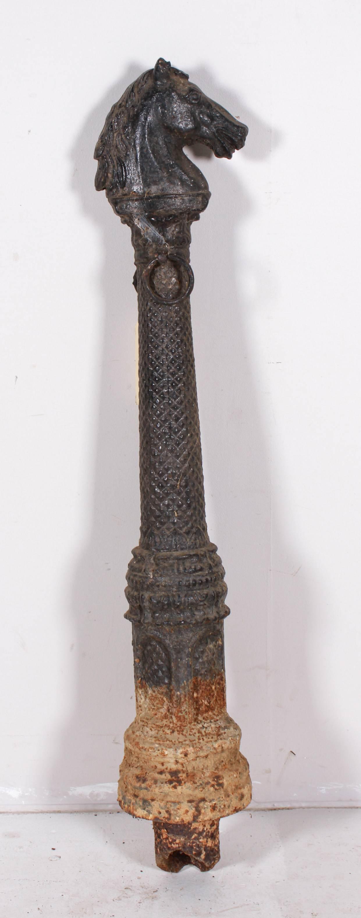 Black painted cast iron horsehead hitching post (1 of 3)