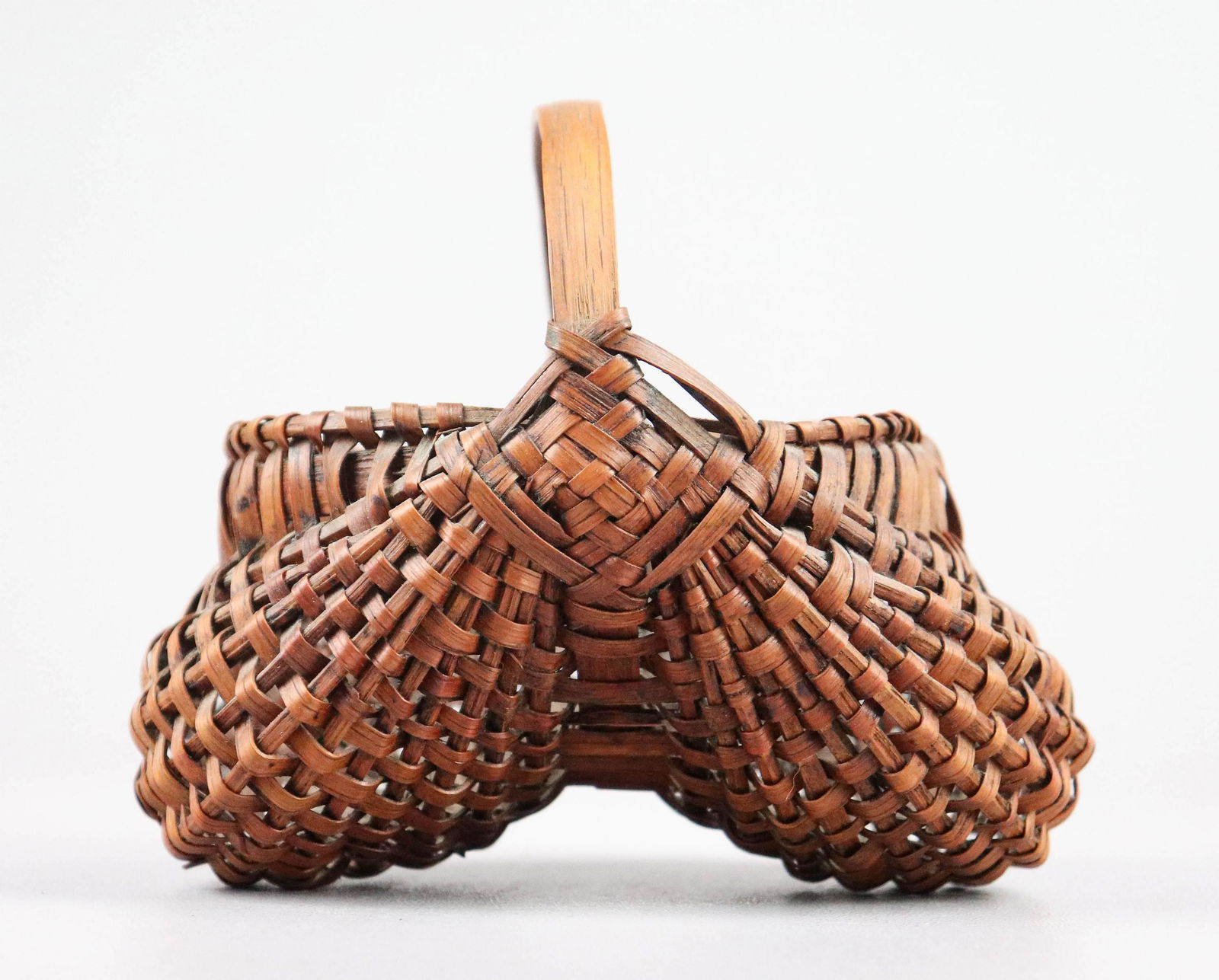 Miniature Buttocks Basket (1 of 3)