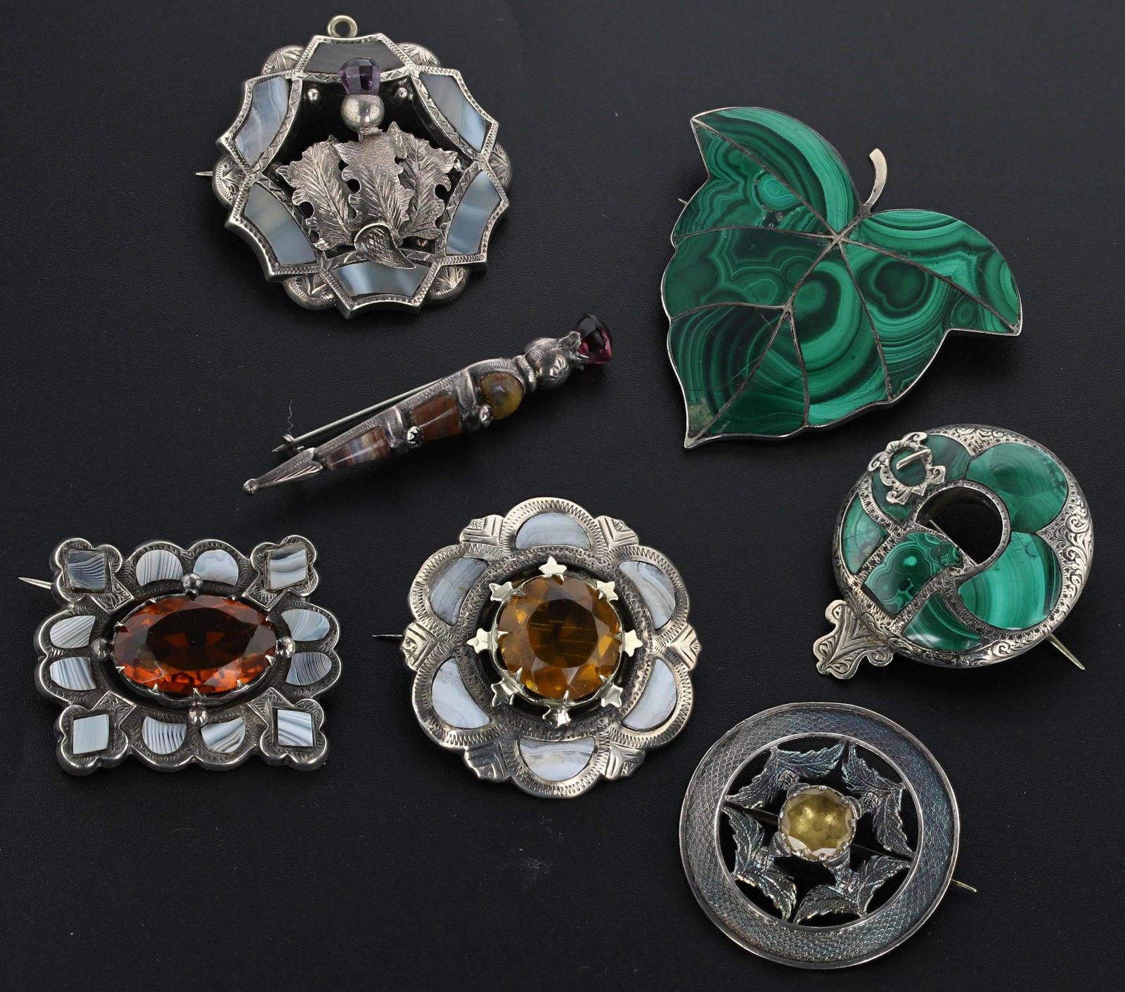 (7) Scottish Pins, Kilt Pins, Brooches (1 of 2)