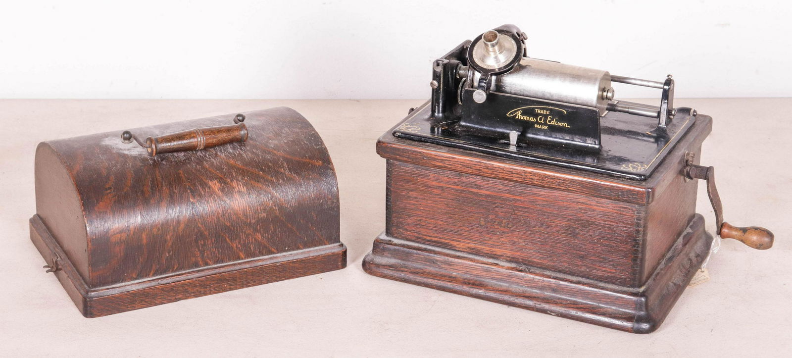 Edison Fireside cylinder phonograph (1 of 3)