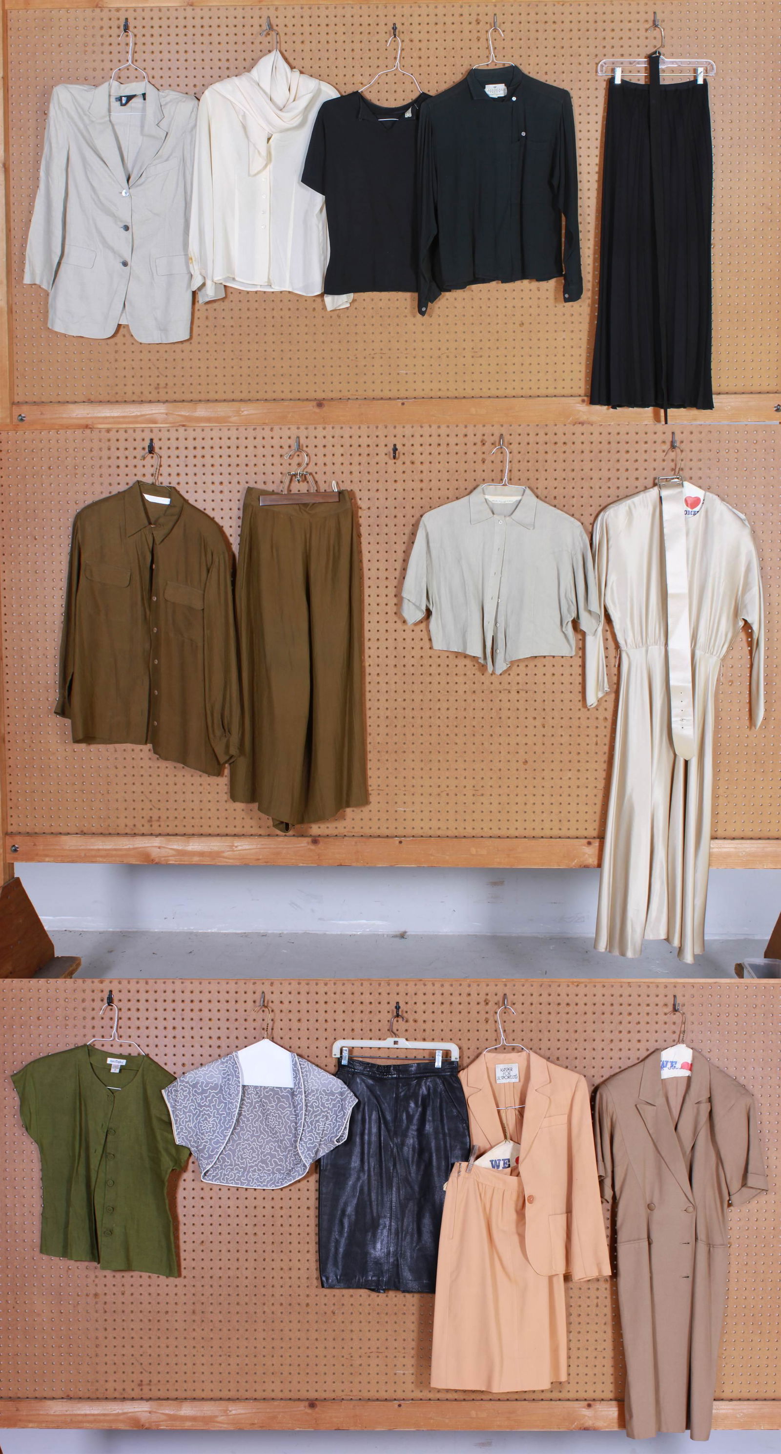 (13) Minimalist Garment Group (1 of 4)