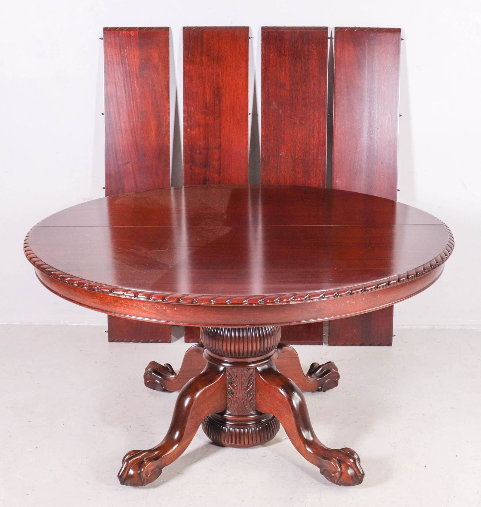 Round Mahogany Victorian Pedestal Dining Table, 4 Leave (1 of 2)