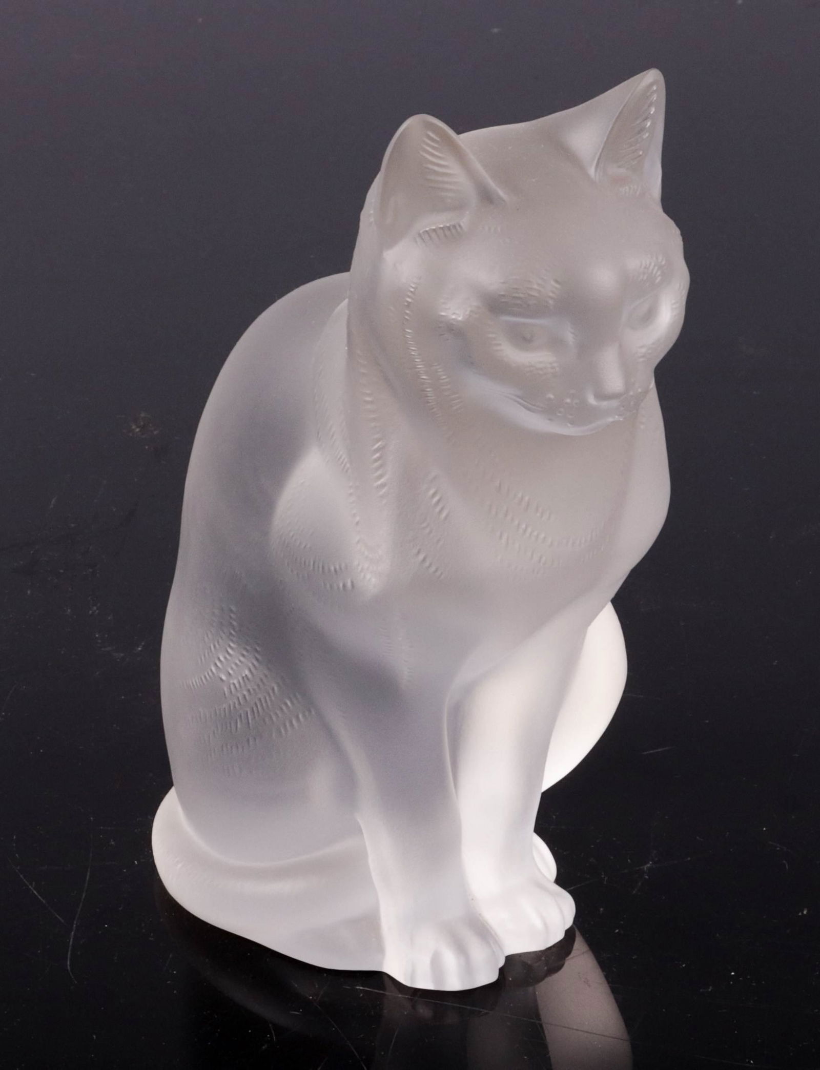 Lalique Crystal Seated Cat (1 of 4)
