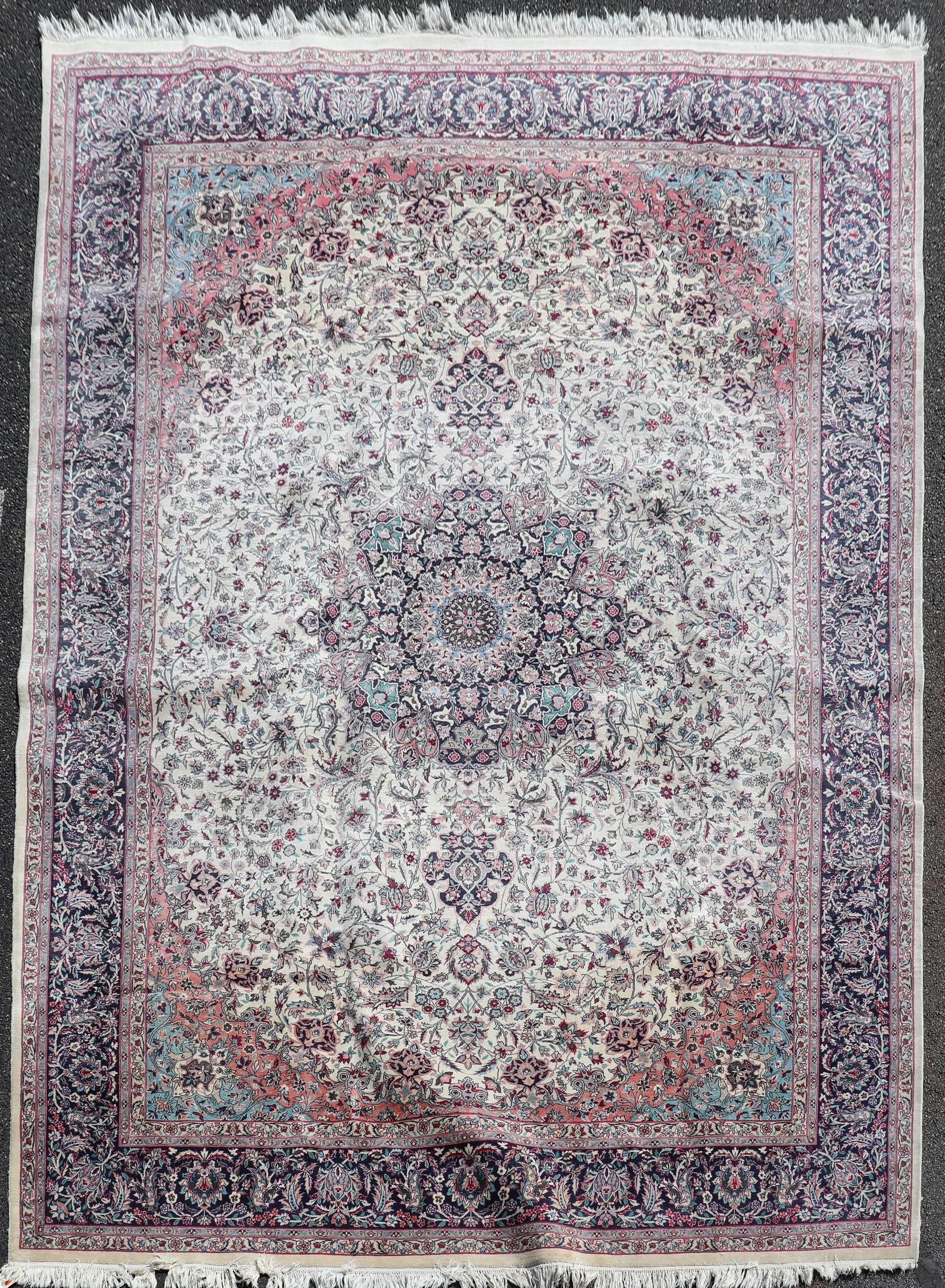 10'2" X 14'3" Pakistani Persian Tabriz Rug (1 of 4)