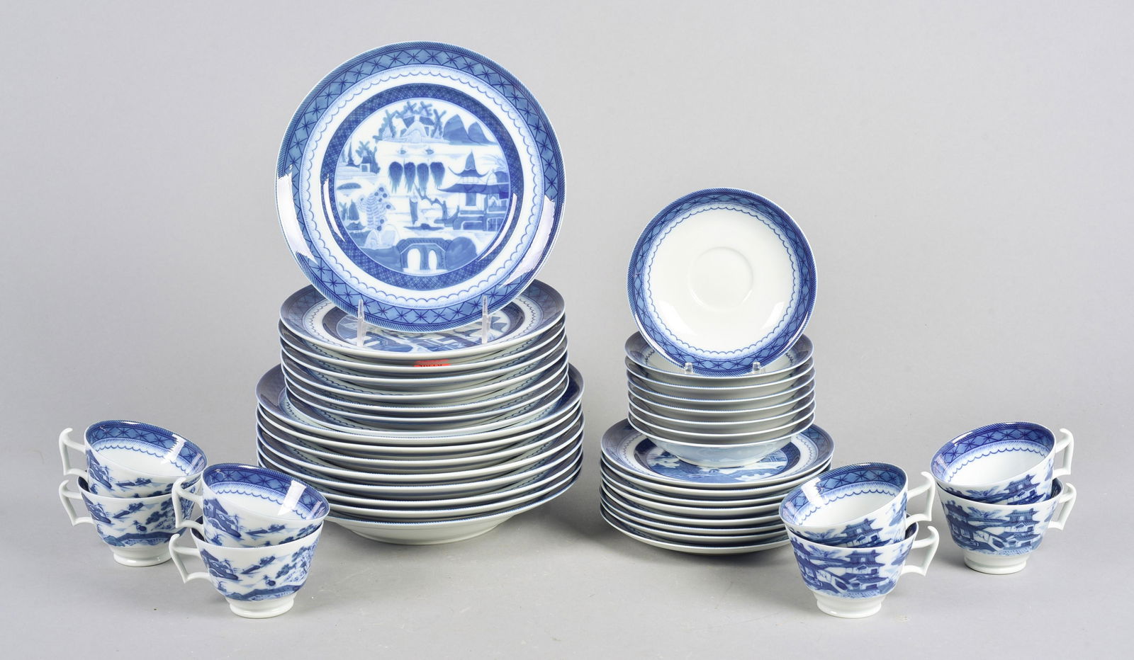 (40) Pcs Mottahedeh Blue Canton Dinnerware (1 of 3)