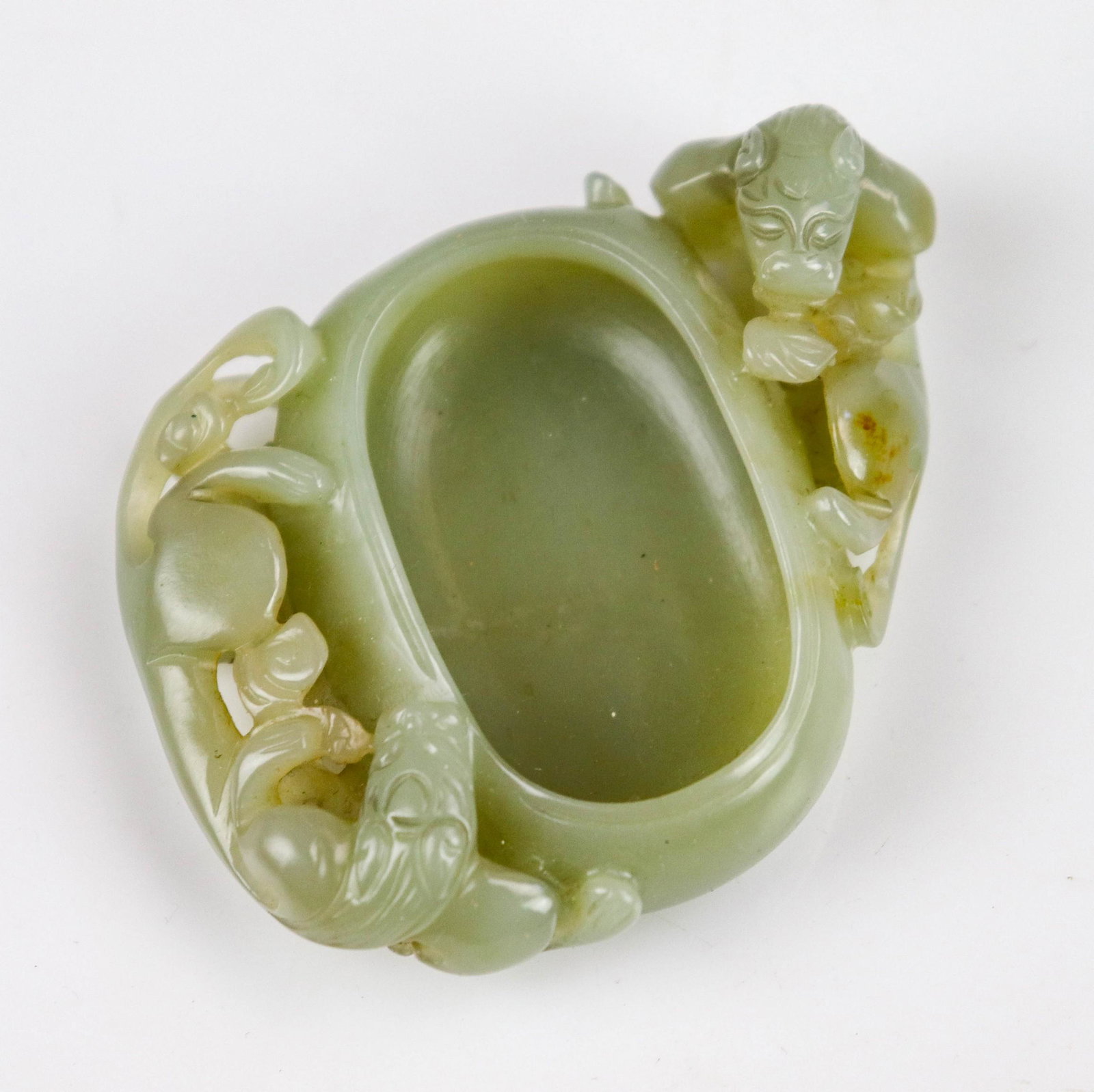 Chinese Carved Jade Brush Washer: Chinese carved jade brush washer, foo dogs, 2-1/2" x 2-1/2"