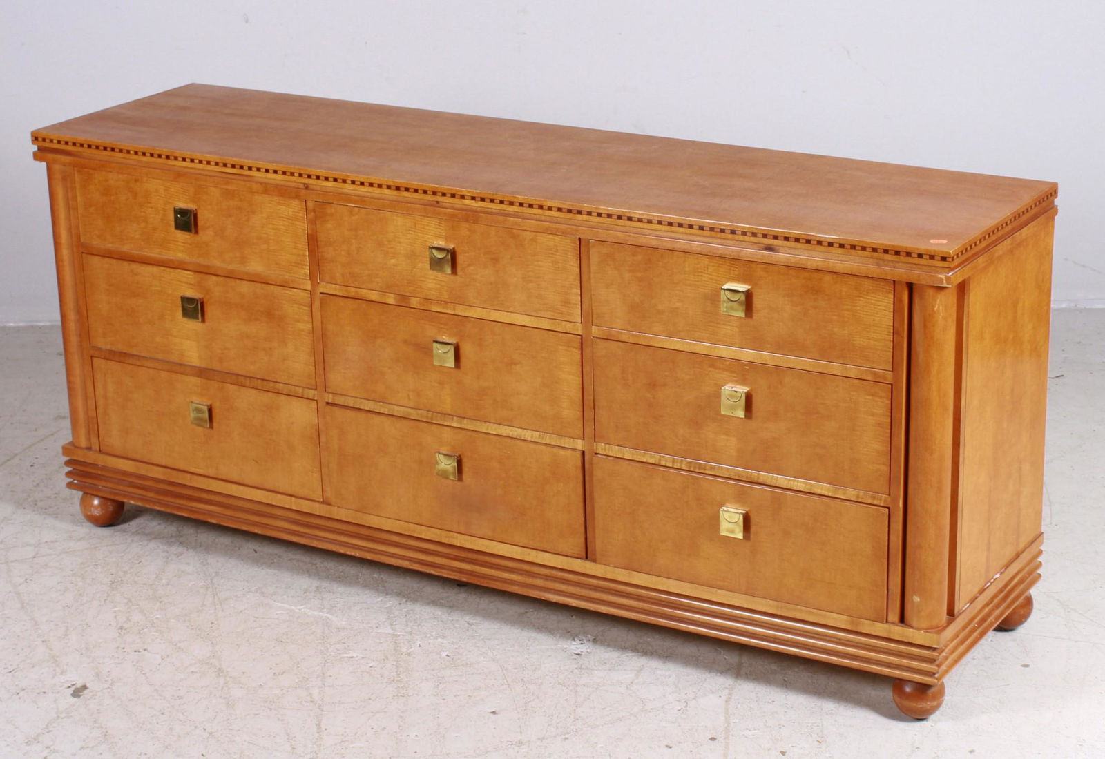 Hickory White Carmel inlaid triple dresser (1 of 3)