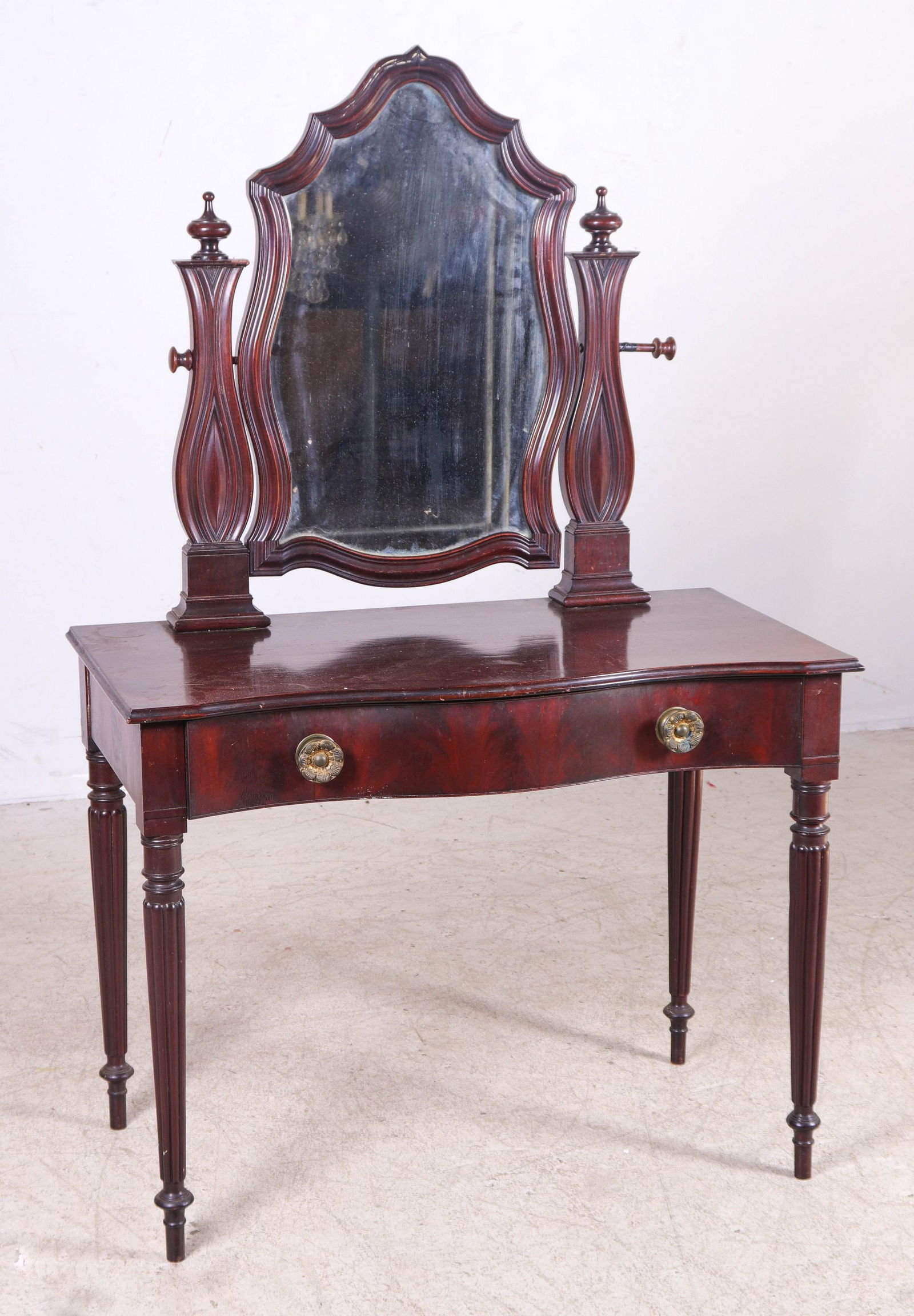 American Federal Carved mahogany dressing table (1 of 3)