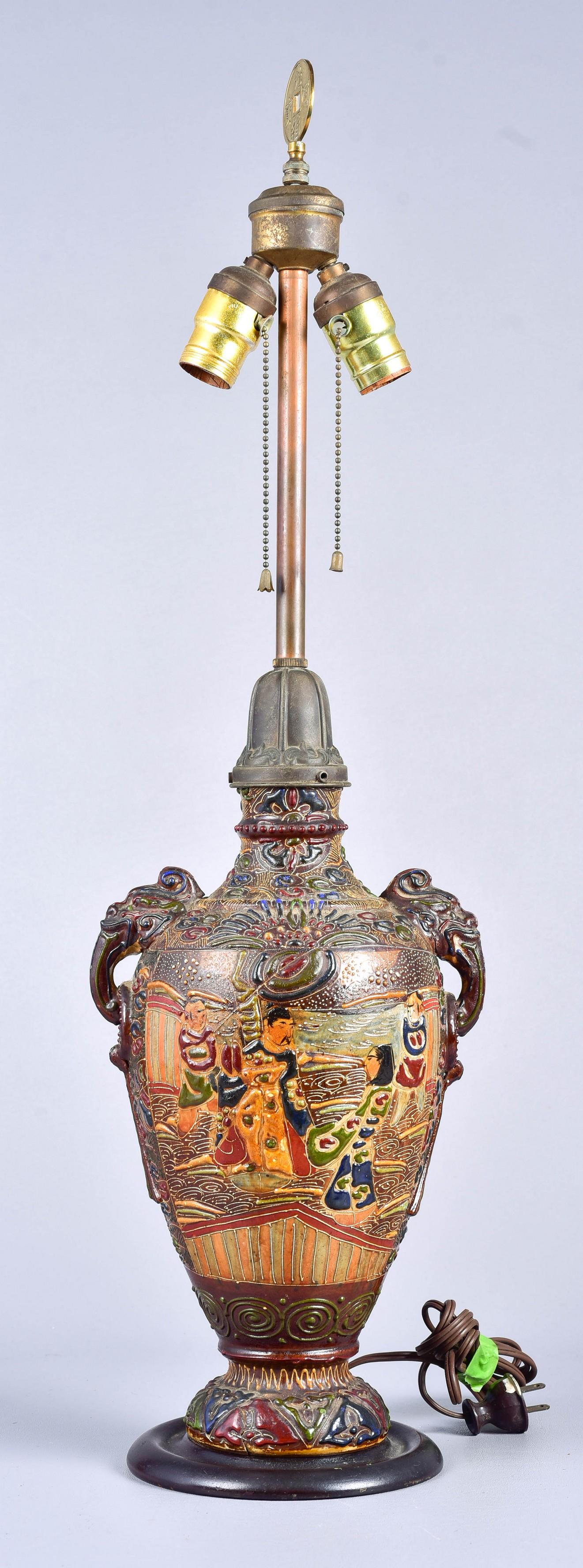 Japanese Satsuma Vase Table Lamp (1 of 3)
