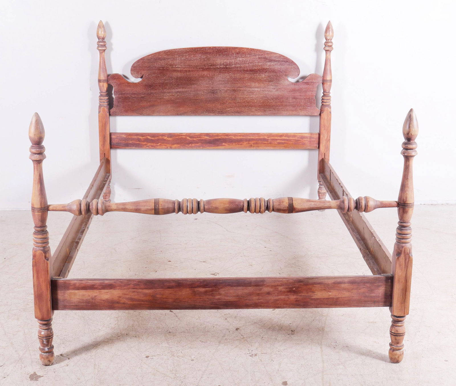 Mahogany Sheraton style full size bed (1 of 2)