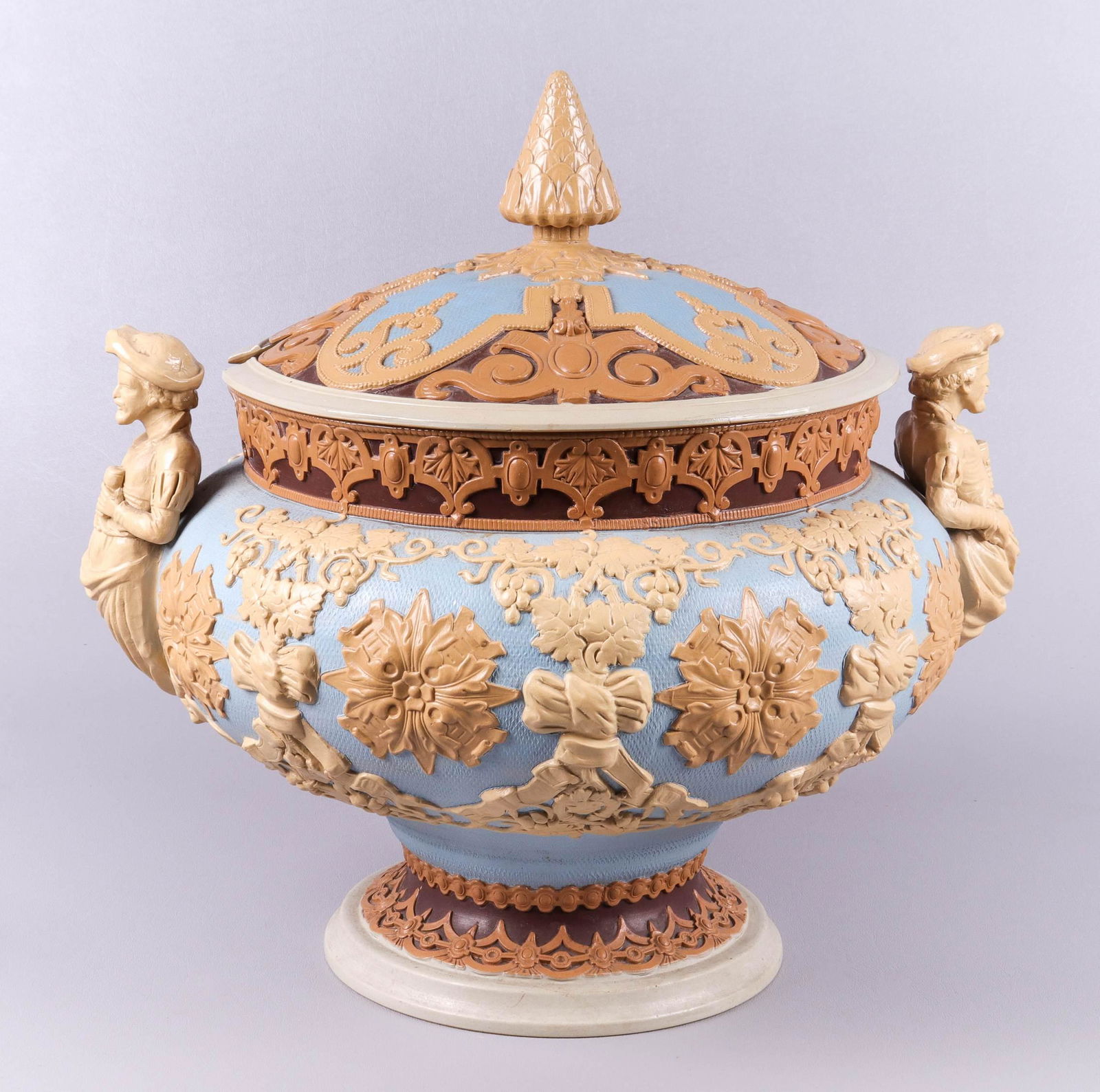 Villeroy & Boch Mettlach Tureen (1 of 5)