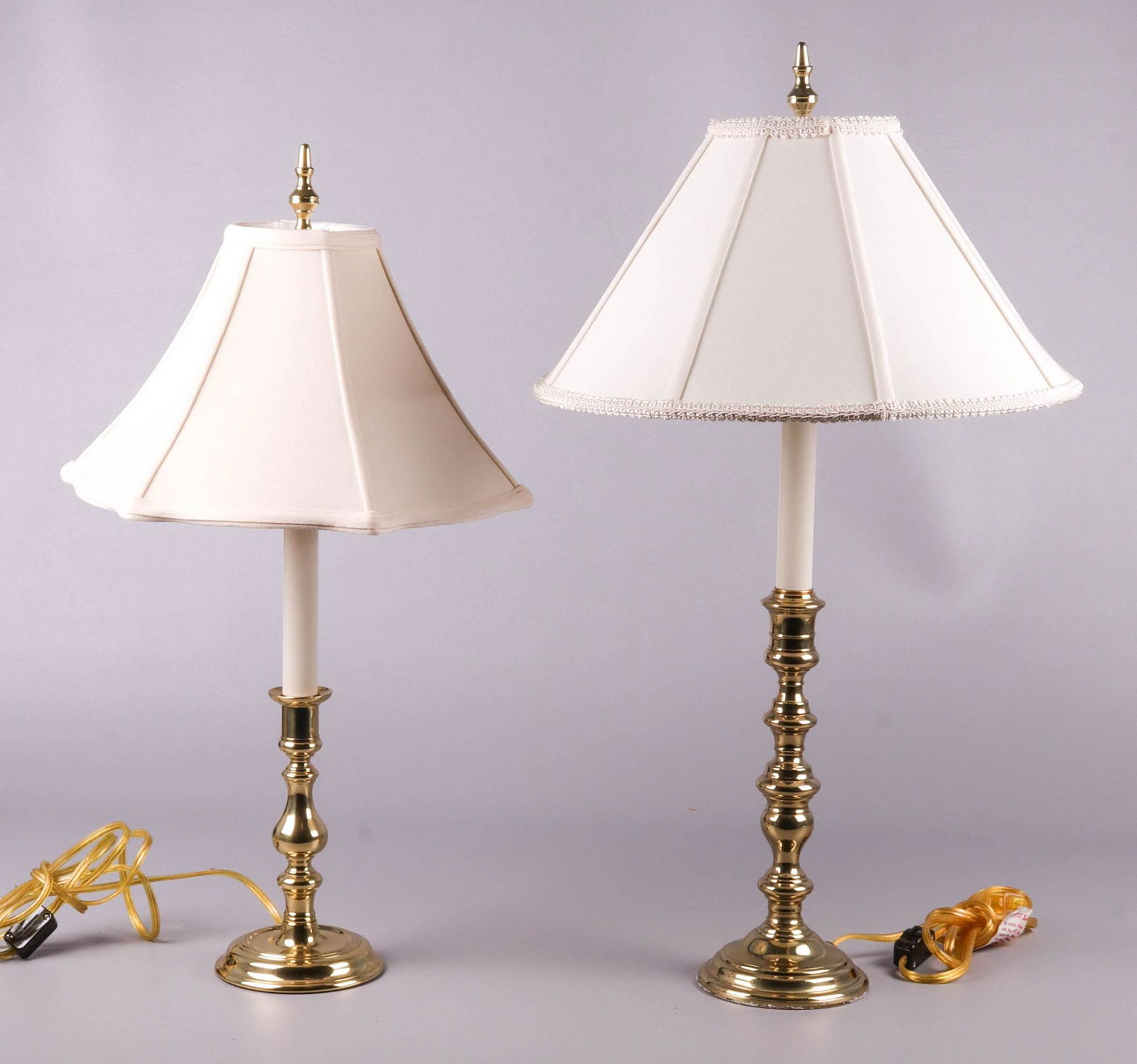 (2) Adams Williamsburg Sedgefield Lamps (1 of 1)