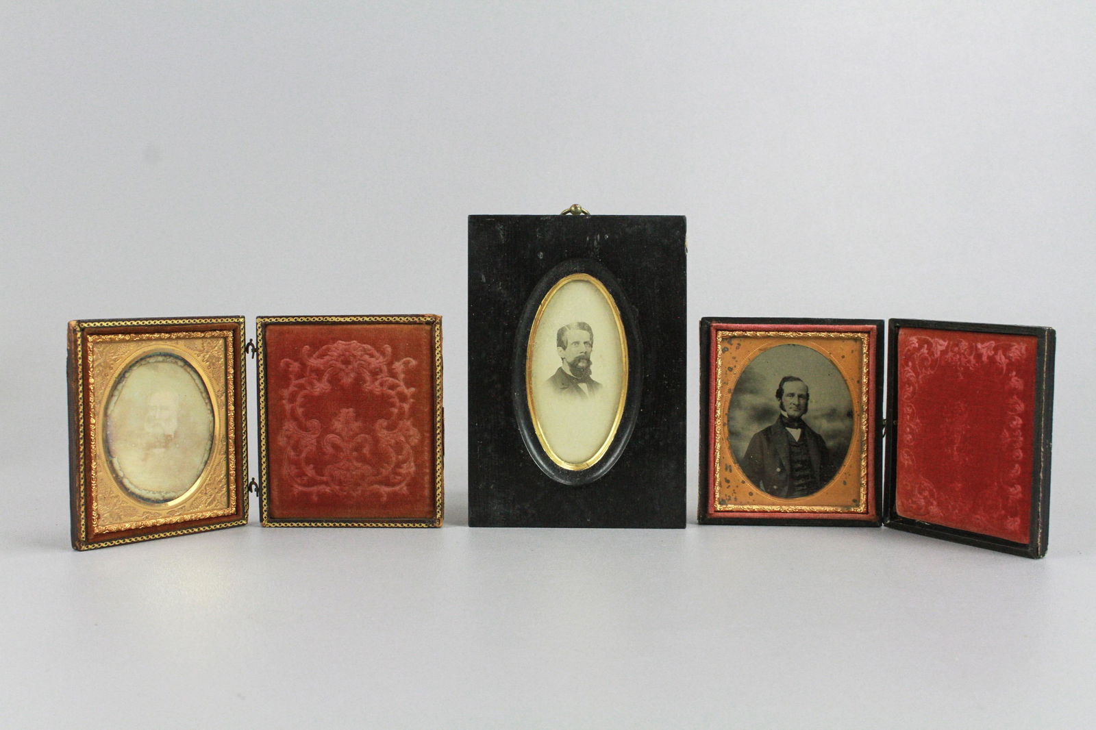 (3) 19th C Tin Types and Print (1 of 2)