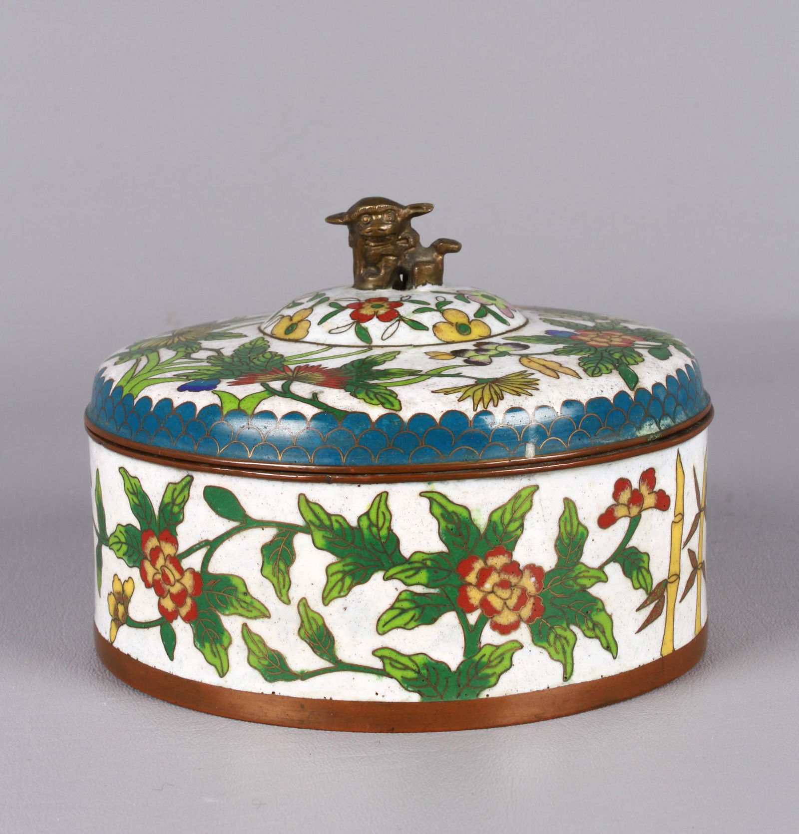 Chinese Cloisonne Covered Box (1 of 4)