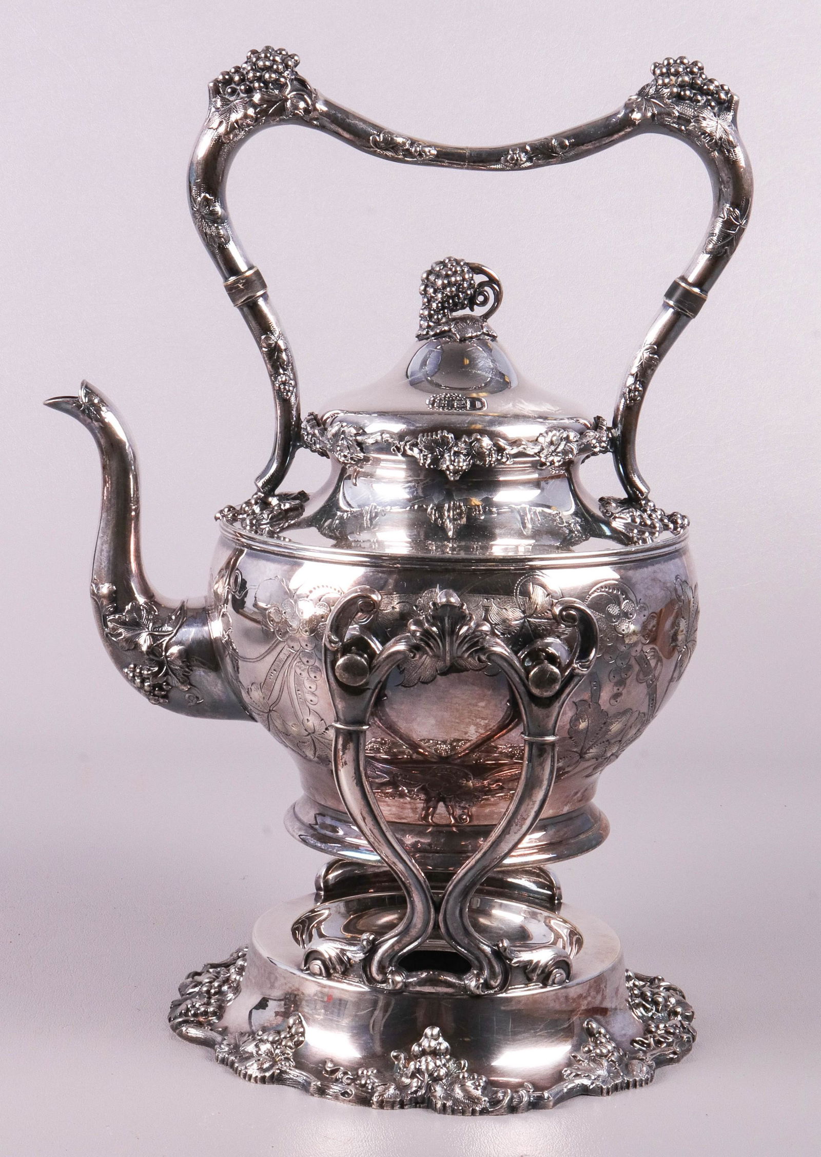 Barbour Silver Co Plated Tilting Teapot (1 of 6)