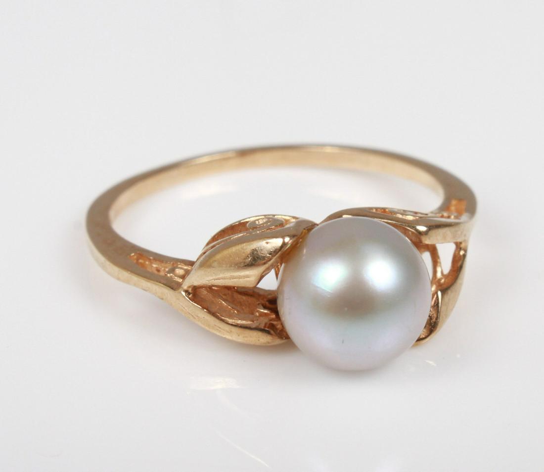 10K YG Pearl Ring (1 of 4)
