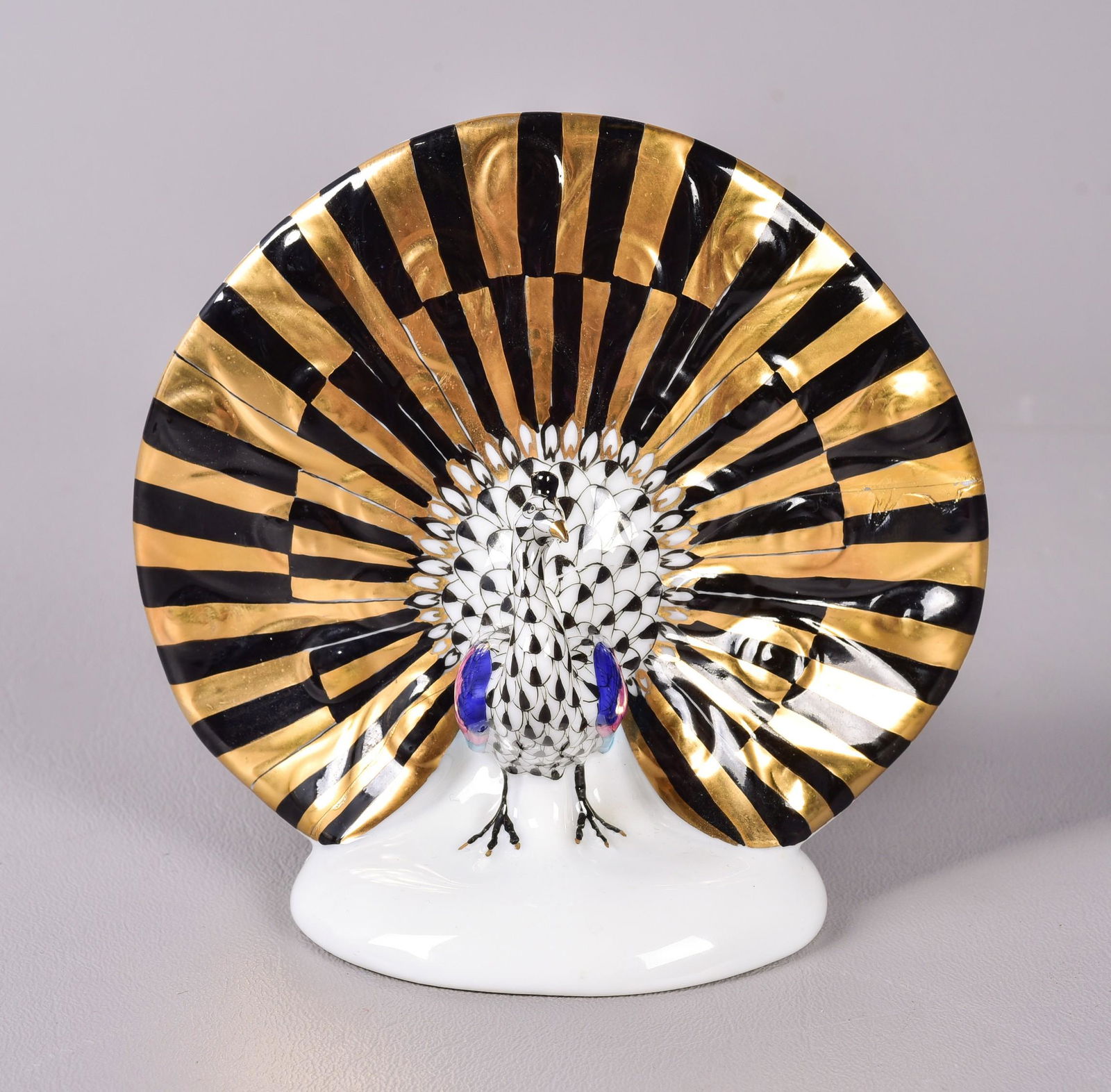 Herend Fishnet Peacock Figure (1 of 5)