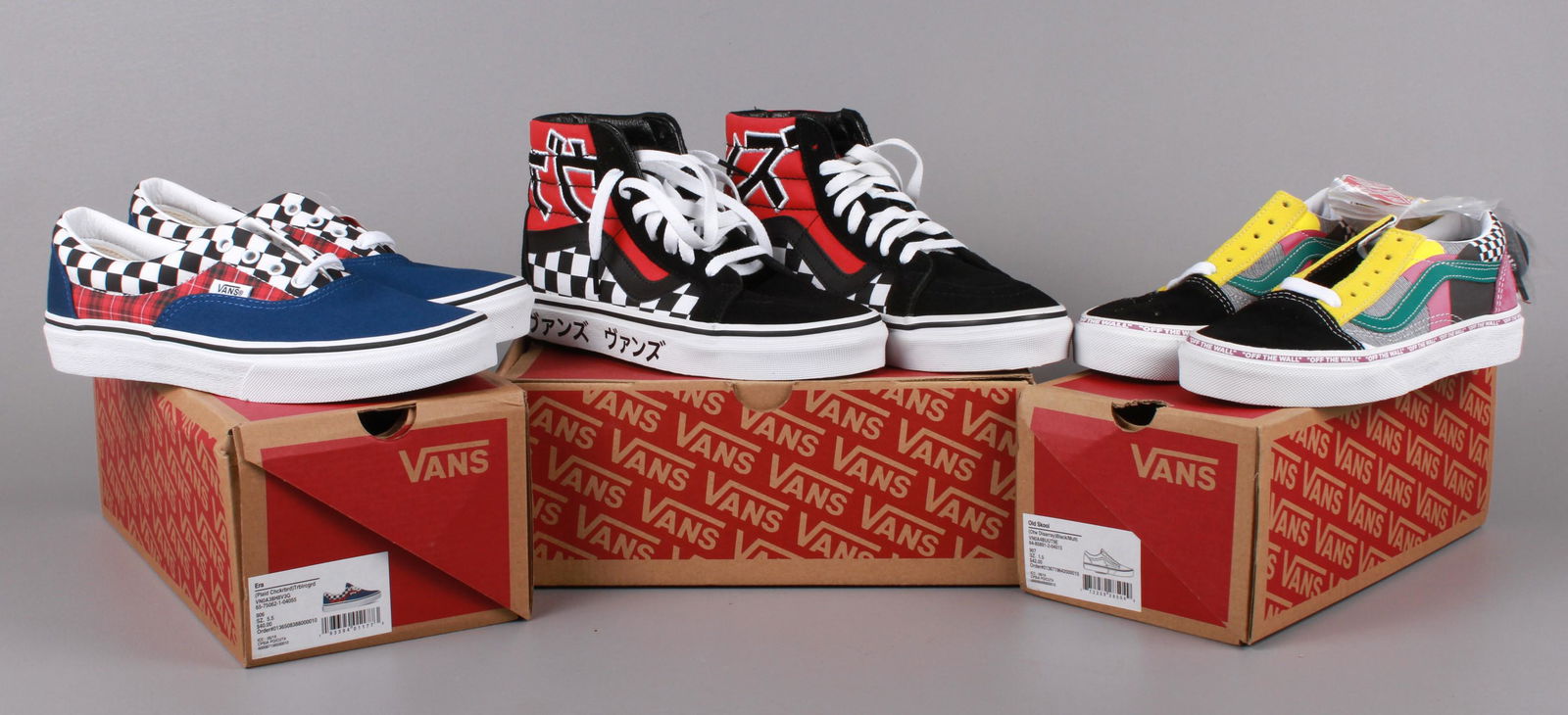 (3) Pair NIB 5.5-1.5 Vans Sneakers: (3) pair NIB 5.5-1.5 Vans sneakers to include size 1.5 Old Skool Multi-Disarray, size 4.5 Sk8-Hi Japanese Re-Issue and size 5.5 Era Plaid and Checkerboard.