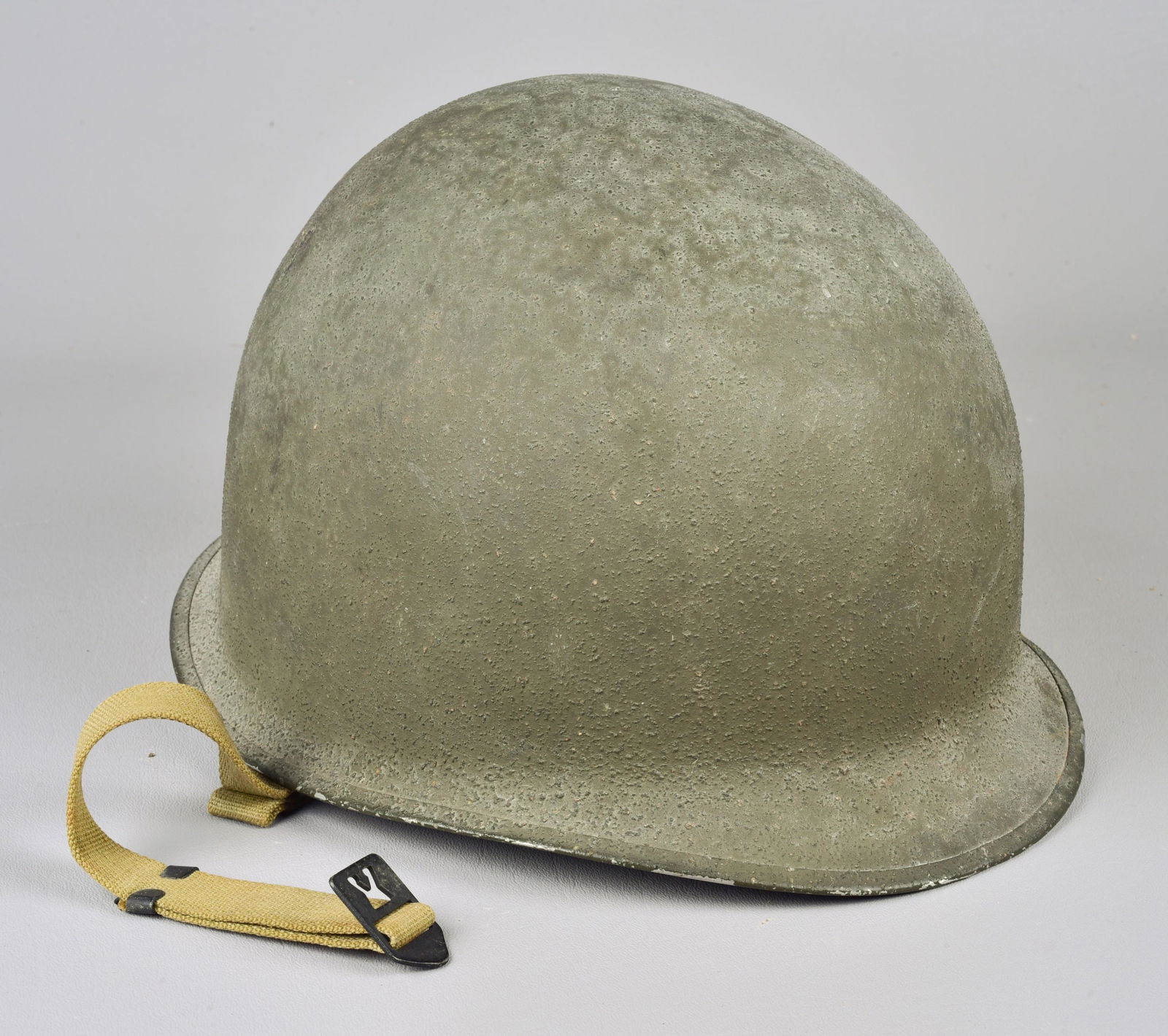WWII U.S M1 Helmet and Liner (1 of 4)