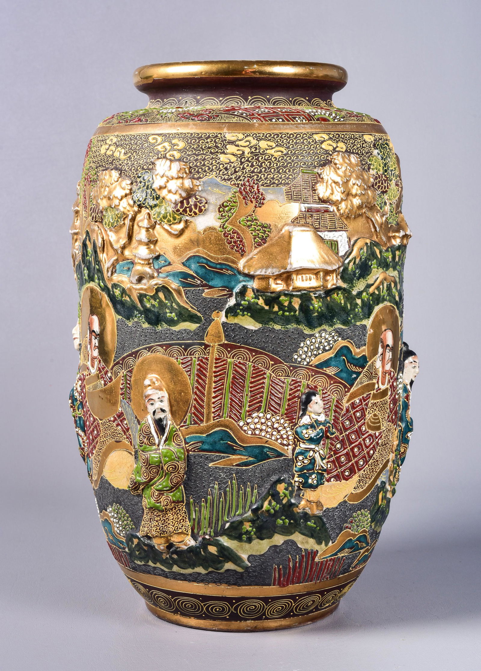 Large Japanese Satsuma Vase (1 of 2)