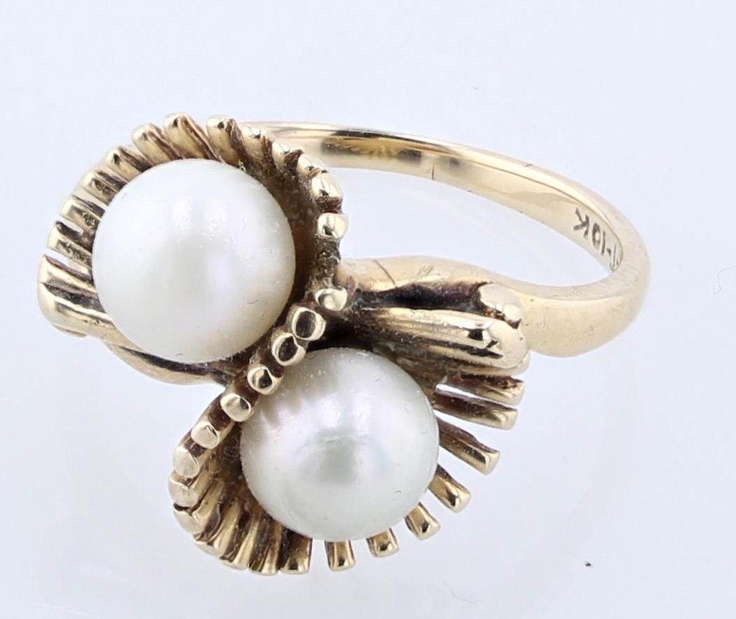 10K YG Twin pearl Ring (1 of 3)