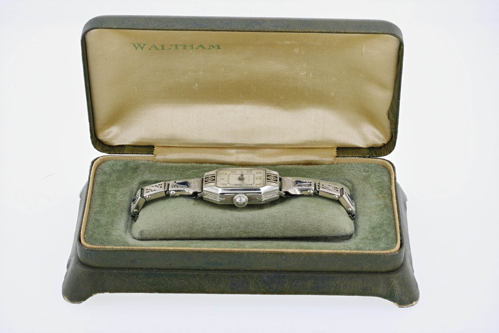 A Ladies Waltham Wrist Watch in Original Case (1 of 4)