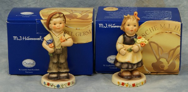2 Hummel figurines: Pretty Posie - 2174/A, 4" tall: 2 Hummel figurines: Pretty Posie - 2174/A, 4" tall; Pocketful of Posies - 2174B, 4"tall; modern mark, no damage, original boxes