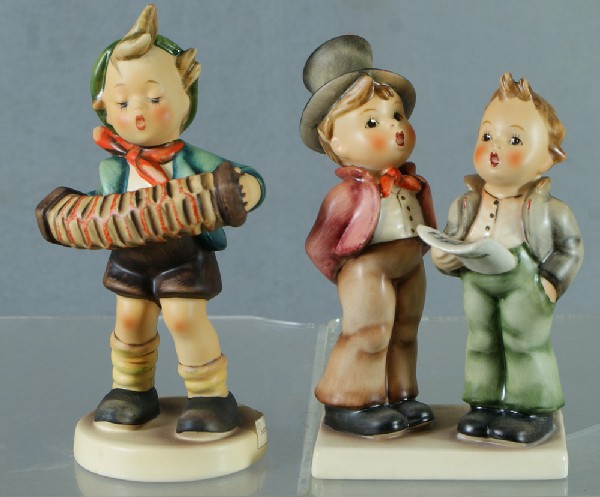 2 Hummel figurines: Accordian Boy: - 185, 5 1/2" t: 2 Hummel figurines: Accordian Boy: - 185, 5 1/2" tall; Duet - 130, 5" tall, modern marks, no damage,no boxes, 4 digit security number etched on base