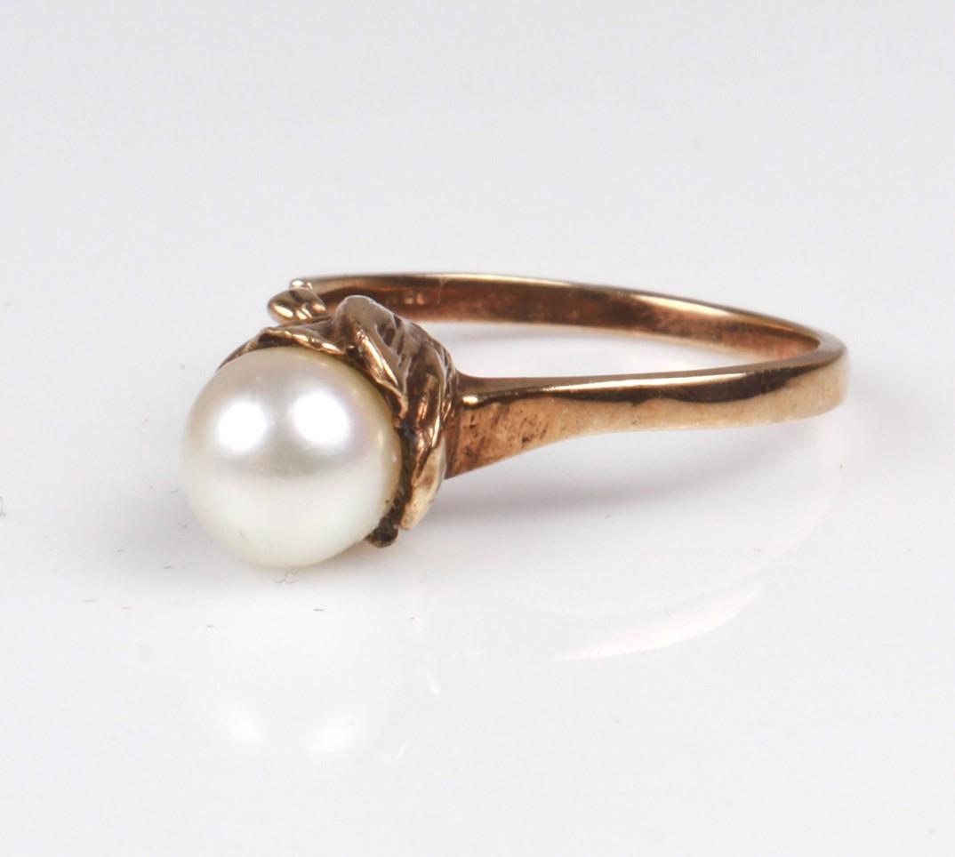 10K YG Pearl Ring (1 of 3)
