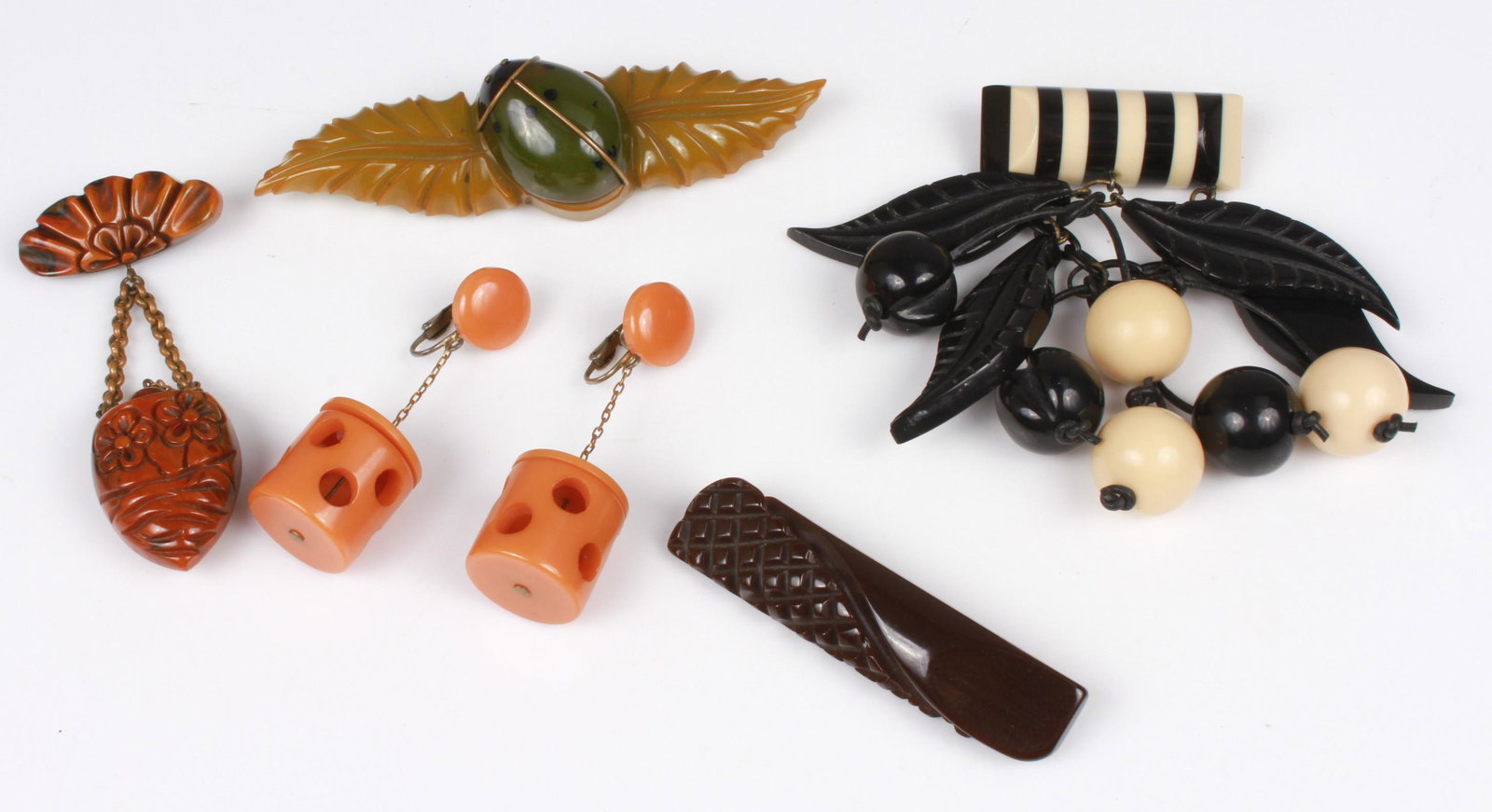 Bakelite Jewelry Group (1 of 3)