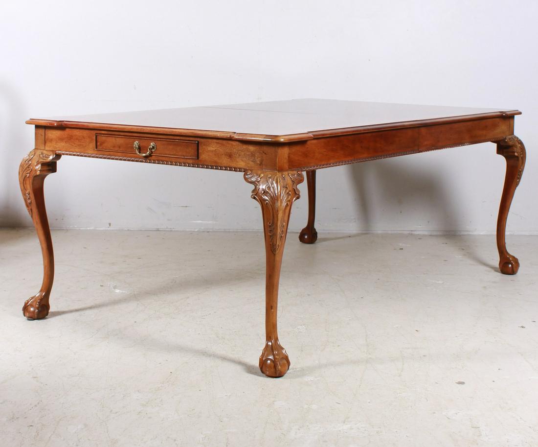 Henredon Chippendale style mahogany dining table (1 of 5)
