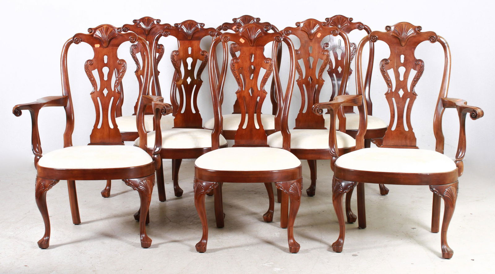 (8) Henredon Mahogany Chippendale style dining chairs (1 of 3)